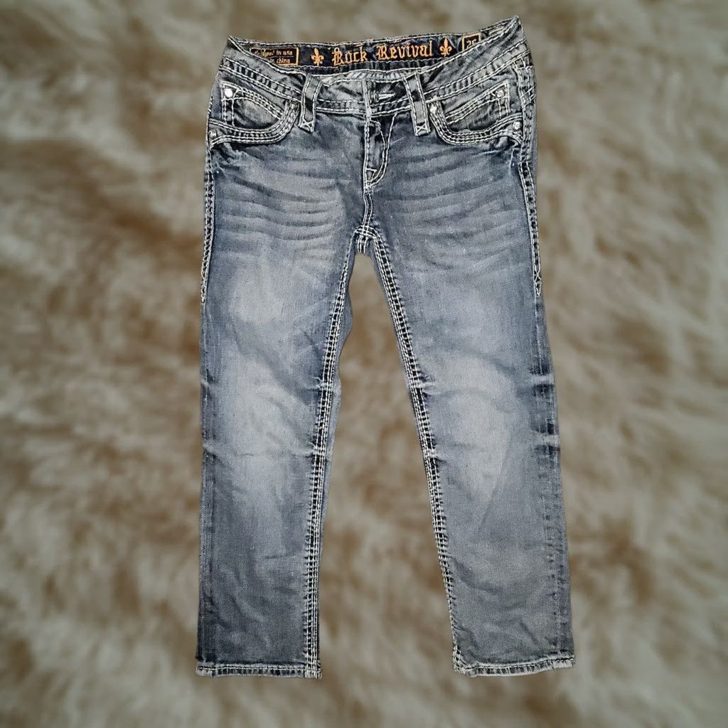 Vintage Rock Revival Nicole Capris Women's 26 Low Rise Rhinestones Western Cowboy Logo Jeans Capris Blue Rock Size ONE SIZE - 1 Thumbnail