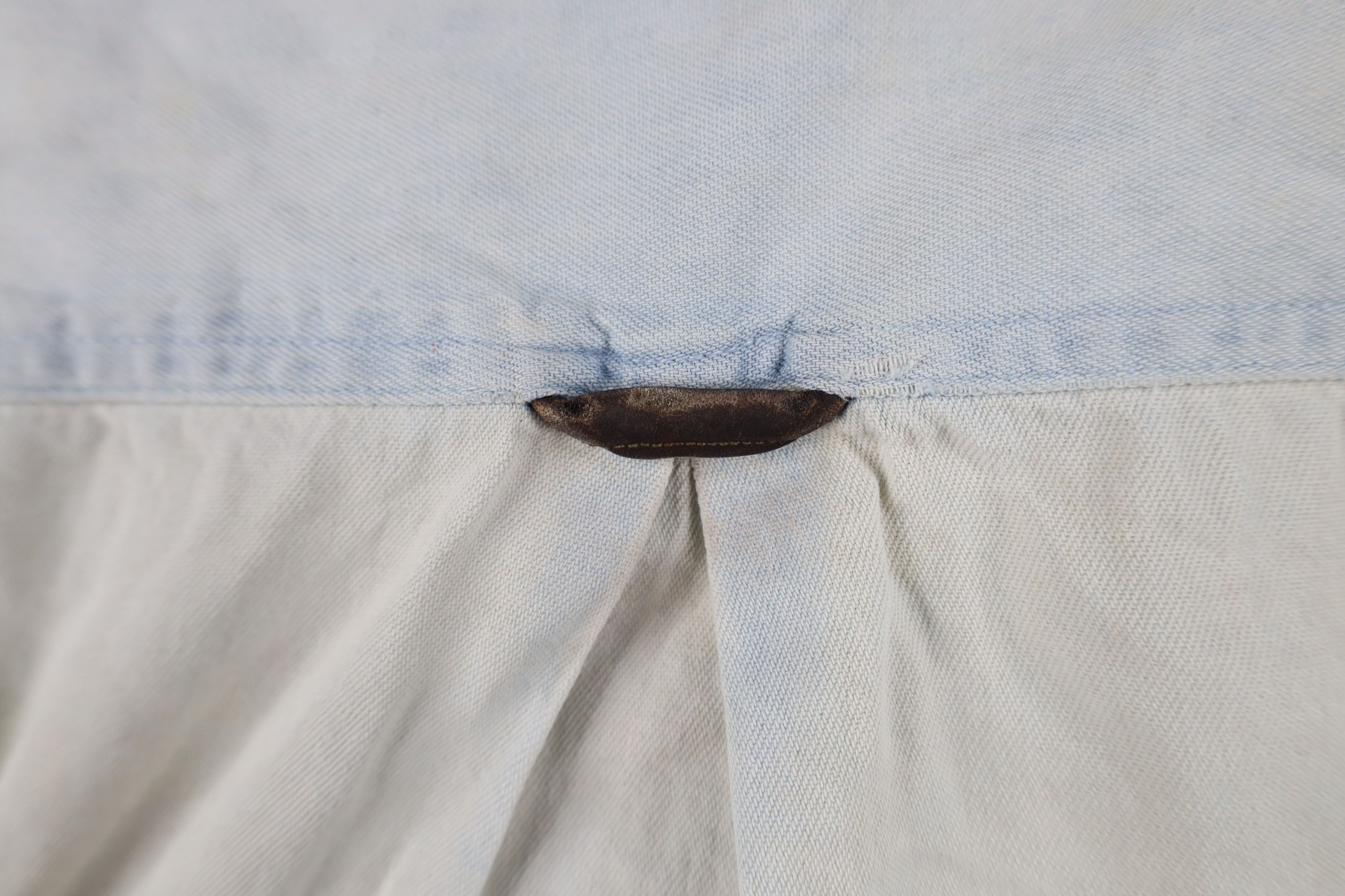Vintage Vintage 90s Streetwear Double Pocket Denim Jean Button Shirt Size US S / EU 44-46 / 1 - 14 Thumbnail