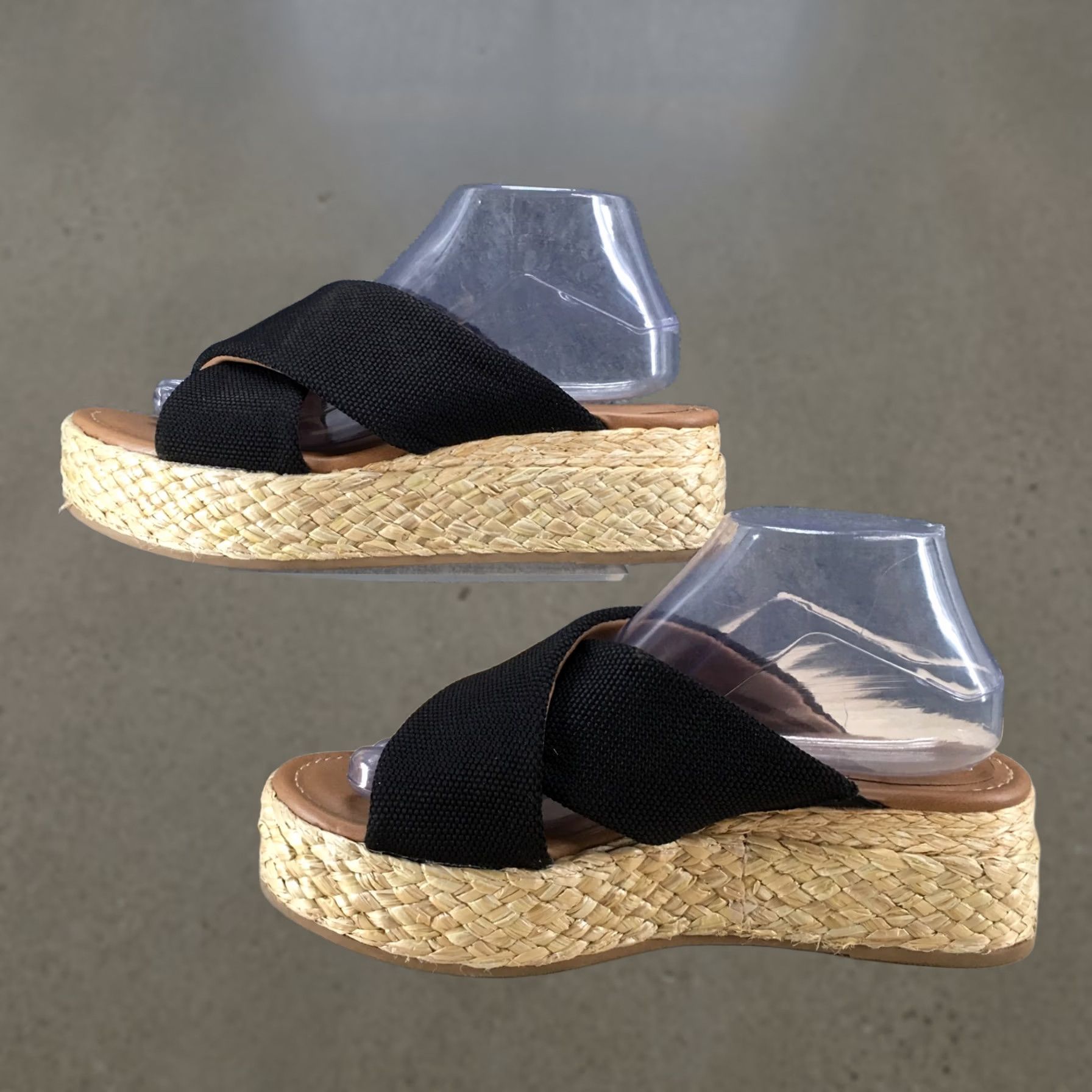 Vintage Universal Thread Sandals Womens 9 Platform Espadrille Brown Canvas Wedge Heels Size US 9 / IT 39 - 1 Thumbnail