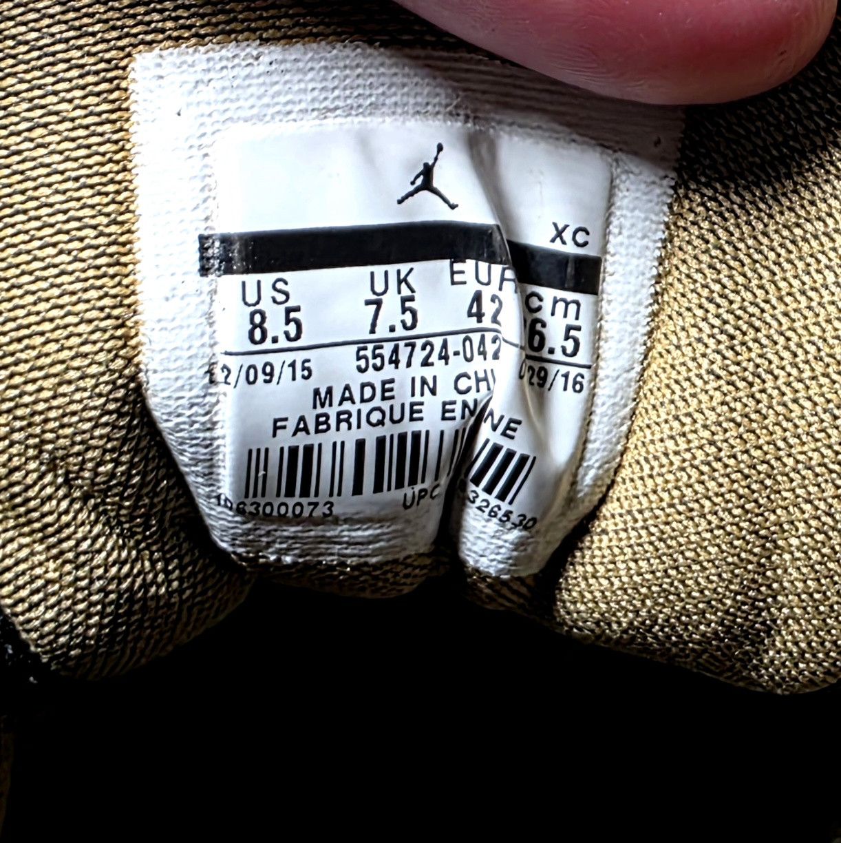 Jordan Brand Nike X Air Jordan 1 Mid Black Retro OG 2015 554724-042 8.5 Size US 8.5 / EU 41-42 - 10 Thumbnail
