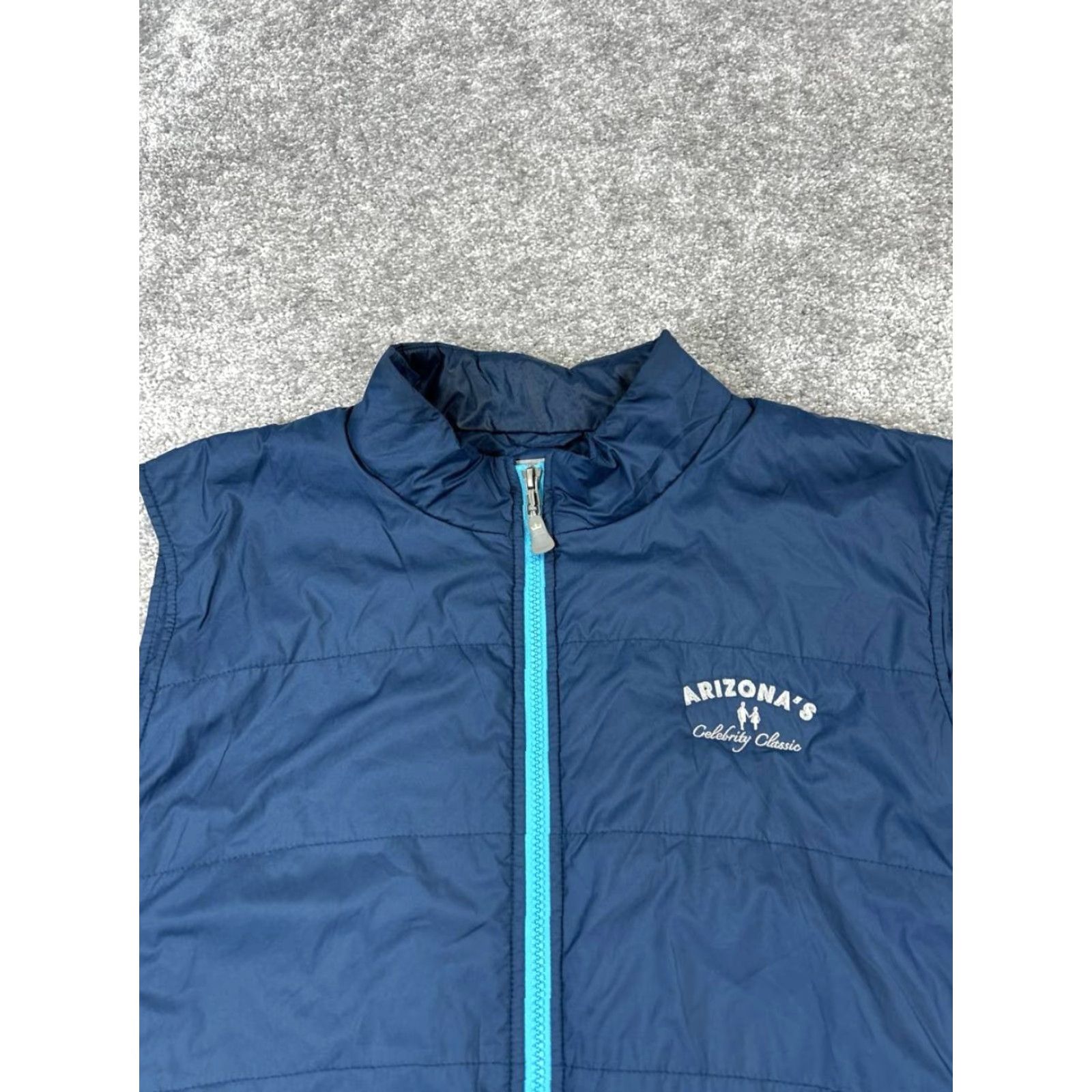 Peter Millar Peter Millar Vest XL Blue Golf Full Zip Logo Mens Size US XL / EU 56 / 4 - 2 Thumbnail