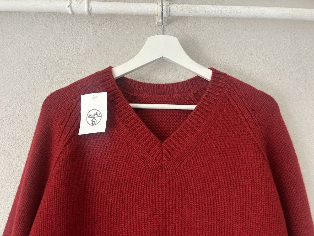 Hermes Red Cashmere V-Neck Sweater Size US L / EU 52-54 / 3 - 2 Thumbnail