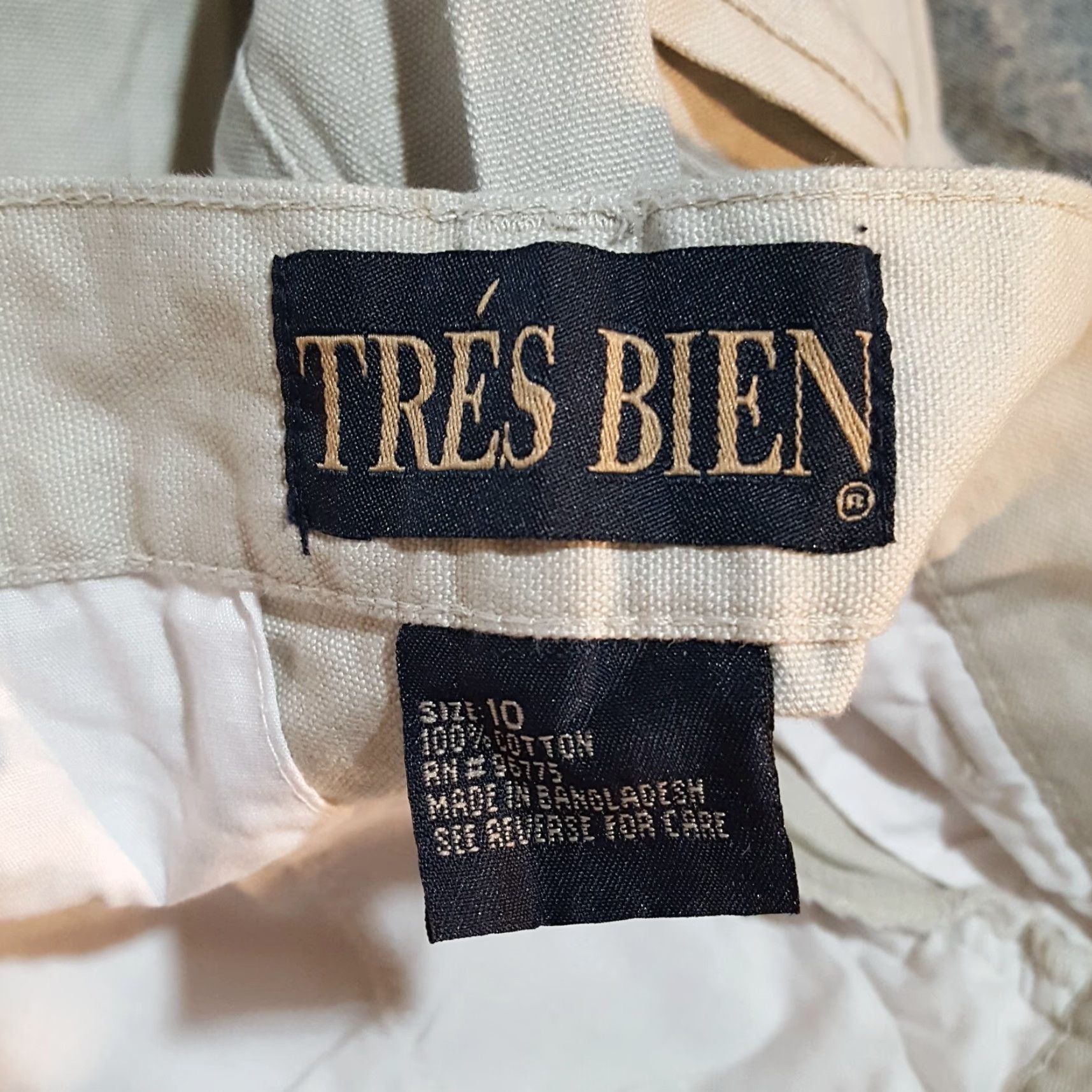 Tres Bien VINTAGE Tres Bien Chinos Shirt Women 10 Beige Flat Front Chinos Casual 90s Preppy Outdoor Tennis Golf Shorts Womens Size 32" / US 10 / IT 46 - 6 Thumbnail