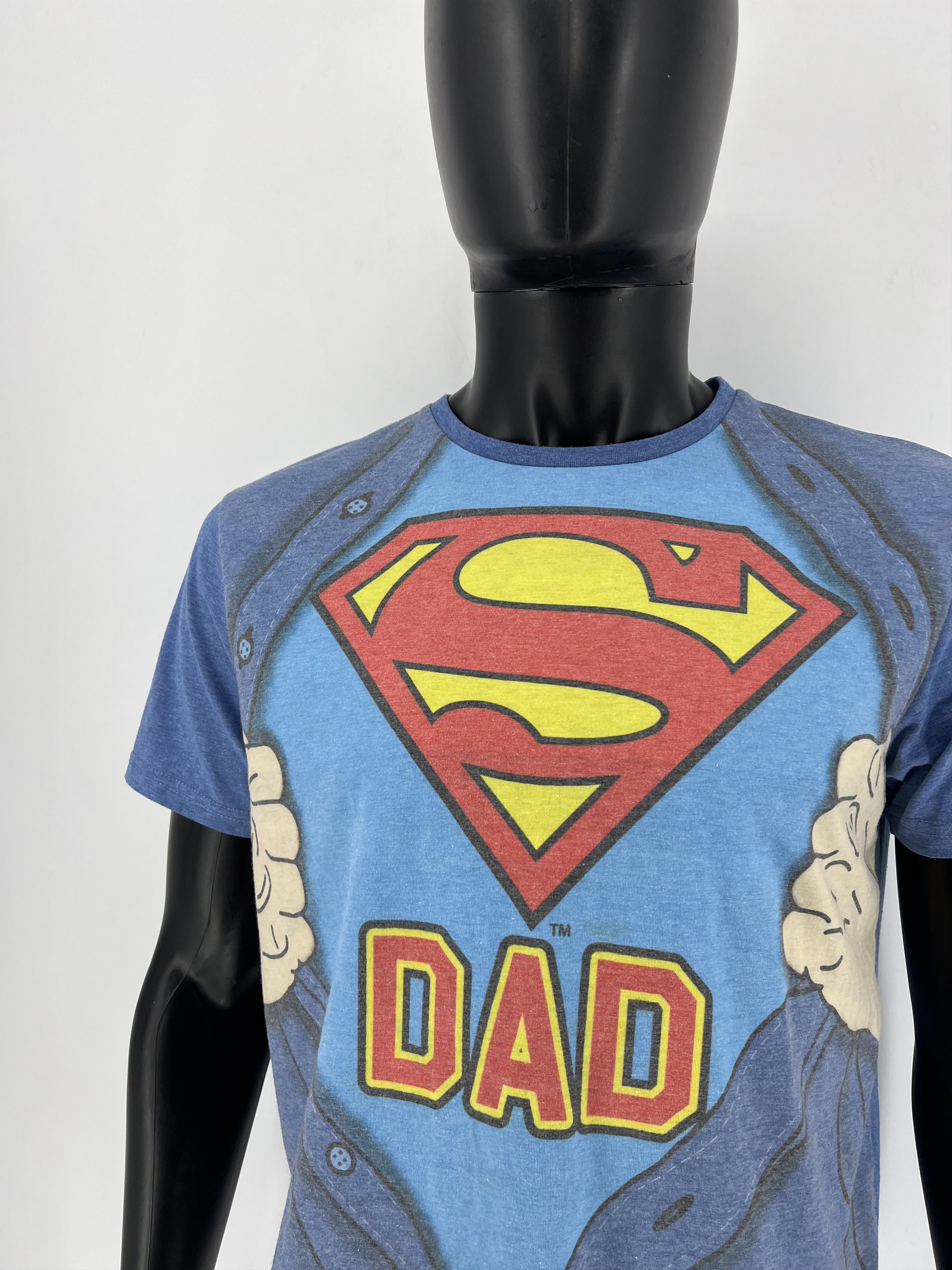 DC Comics Vintage Superman Dad Tshirt DC Comic size M Humor TShirt Size US M / EU 48-50 / 2 - 6 Thumbnail