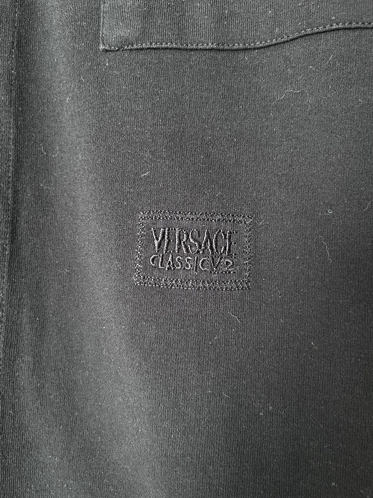 Versace Jeans Couture Vintage Versace V2 Classic Metal Button Couture Shirt Button Size US M / EU 48-50 / 2 - 4 Thumbnail