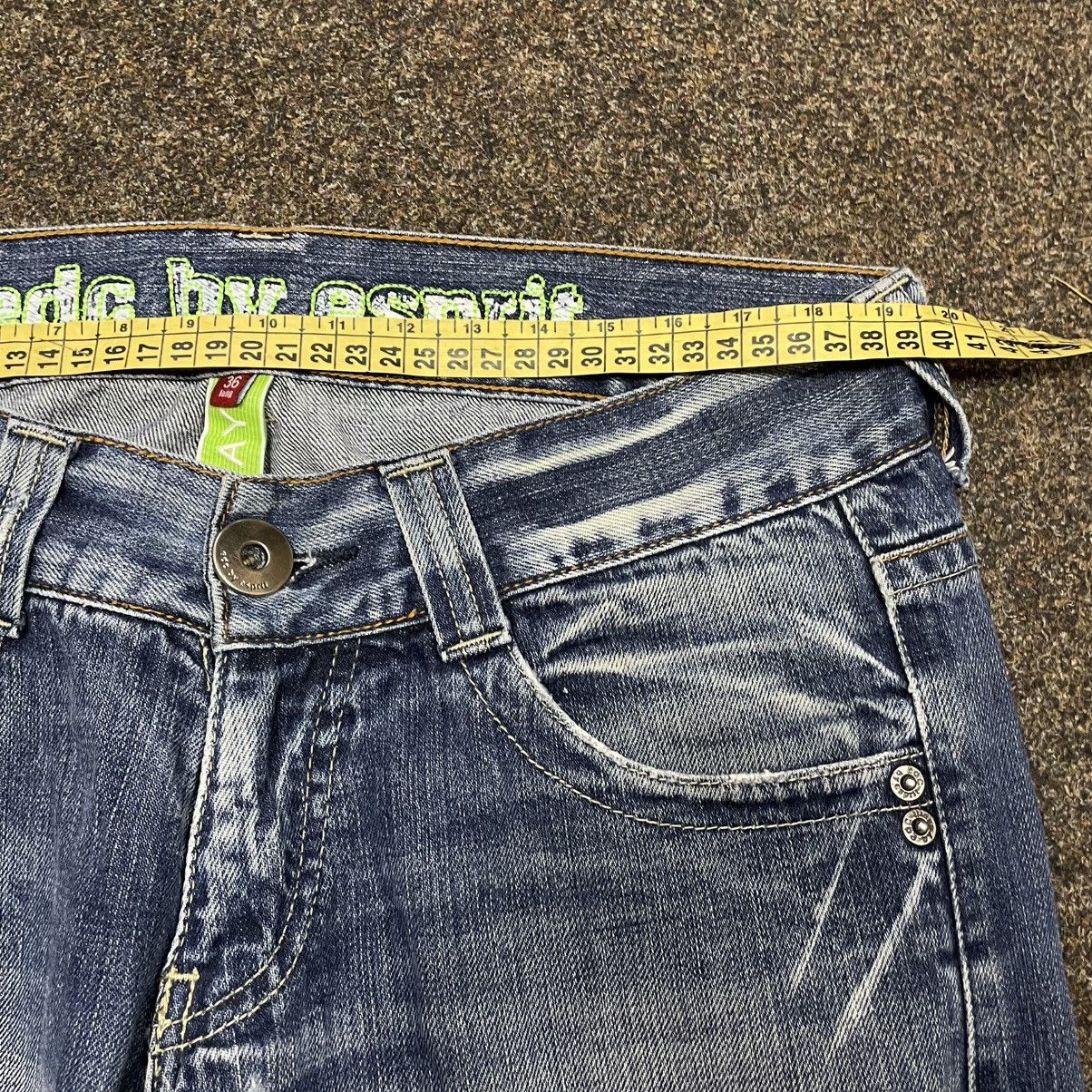 Vintage Vintage Y2K Baggy Wide Leg Faded Jeans Skater Graphic 33 Size US 33 - 7 Thumbnail