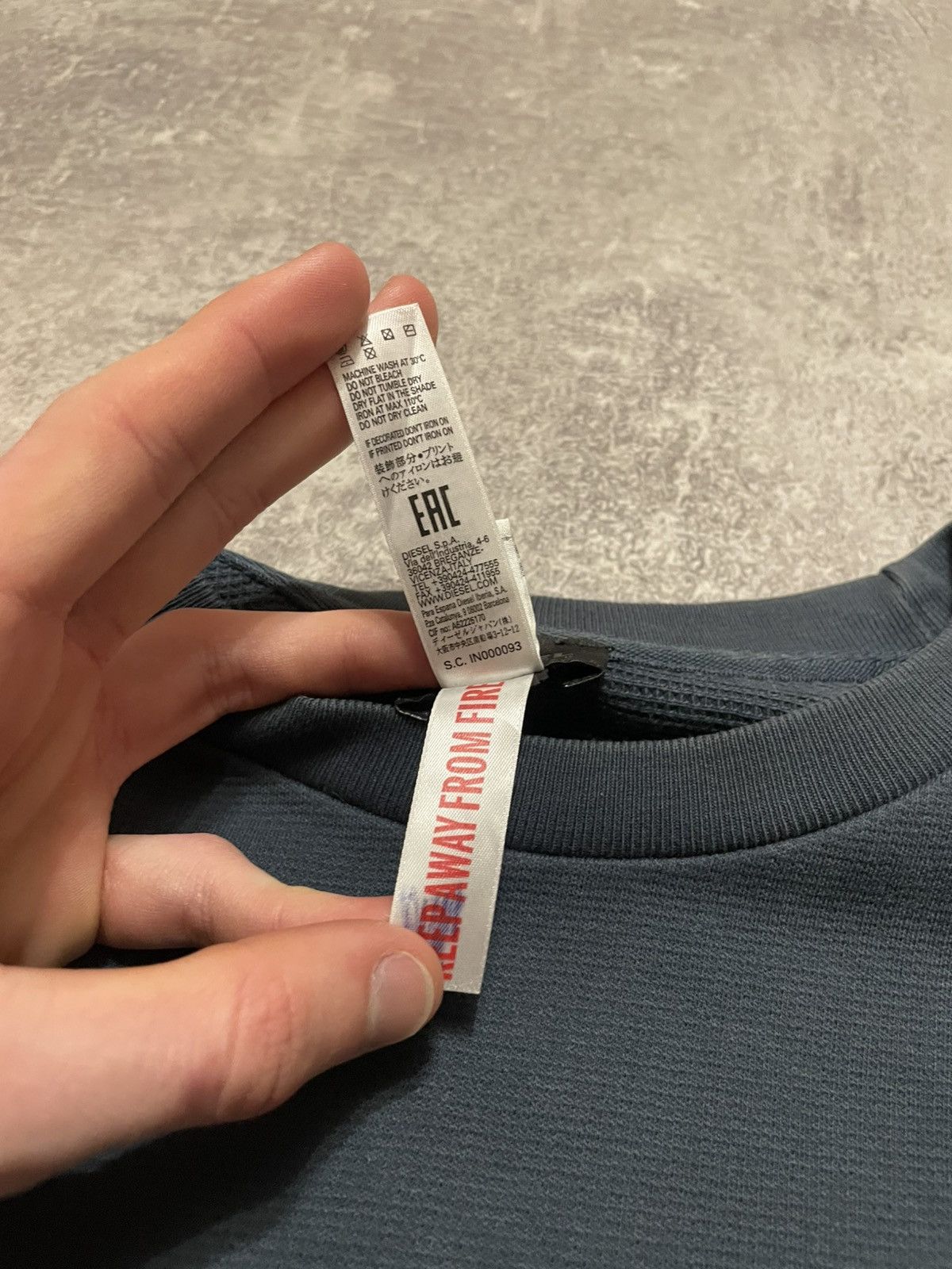 Diesel Vintage Diesel Sweatshirt Crewneck Size US S / EU 44-46 / 1 - 10 Thumbnail