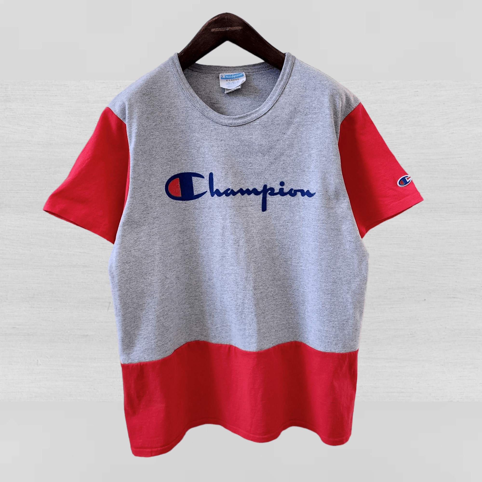 Champion Champion custom t-shirt grey-red, size XL, like new Size US XL / EU 56 / 4 - 3 Thumbnail