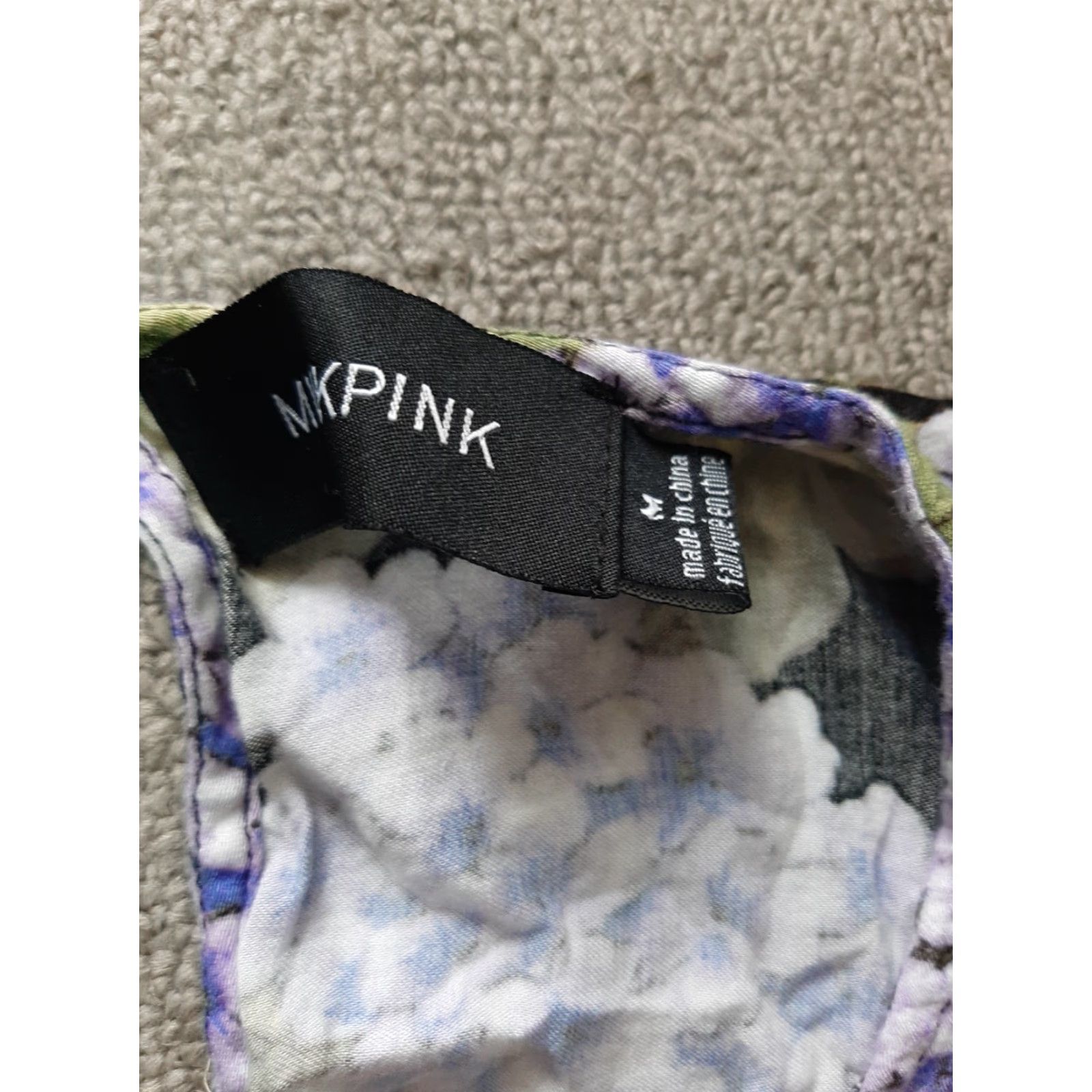 MINKPINK **MINK PINK Women’s Long Sleeve Black Floral Tunic Top Blouse Shirt** User: MINK PINK Women’s Medium Long Sleeve Black Floral Tunic Top Blouse Shirt Size M / US 6-8 / IT 42-44 - 3 Thumbnail