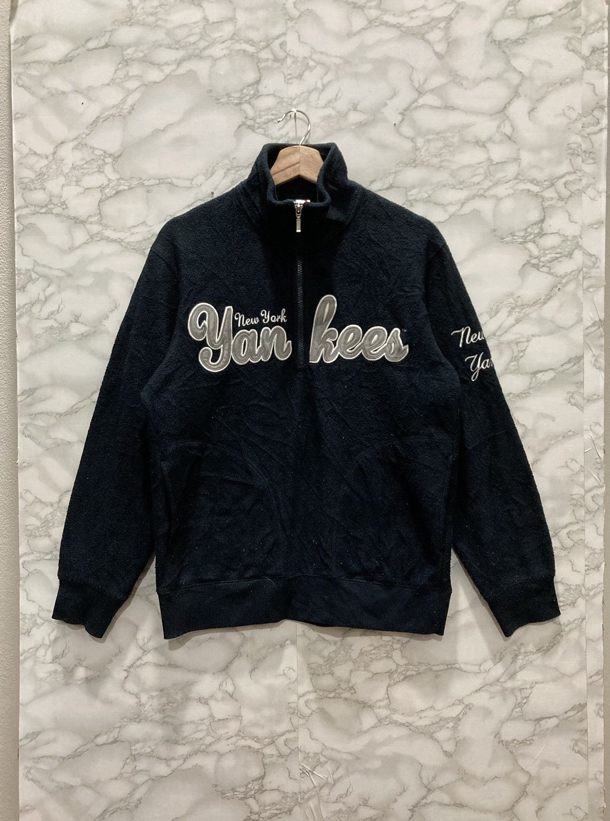 ユニクロ MLBジャンパー MLB × New York Yankees × Uniqlo Uniqlo MLB New York Yankees