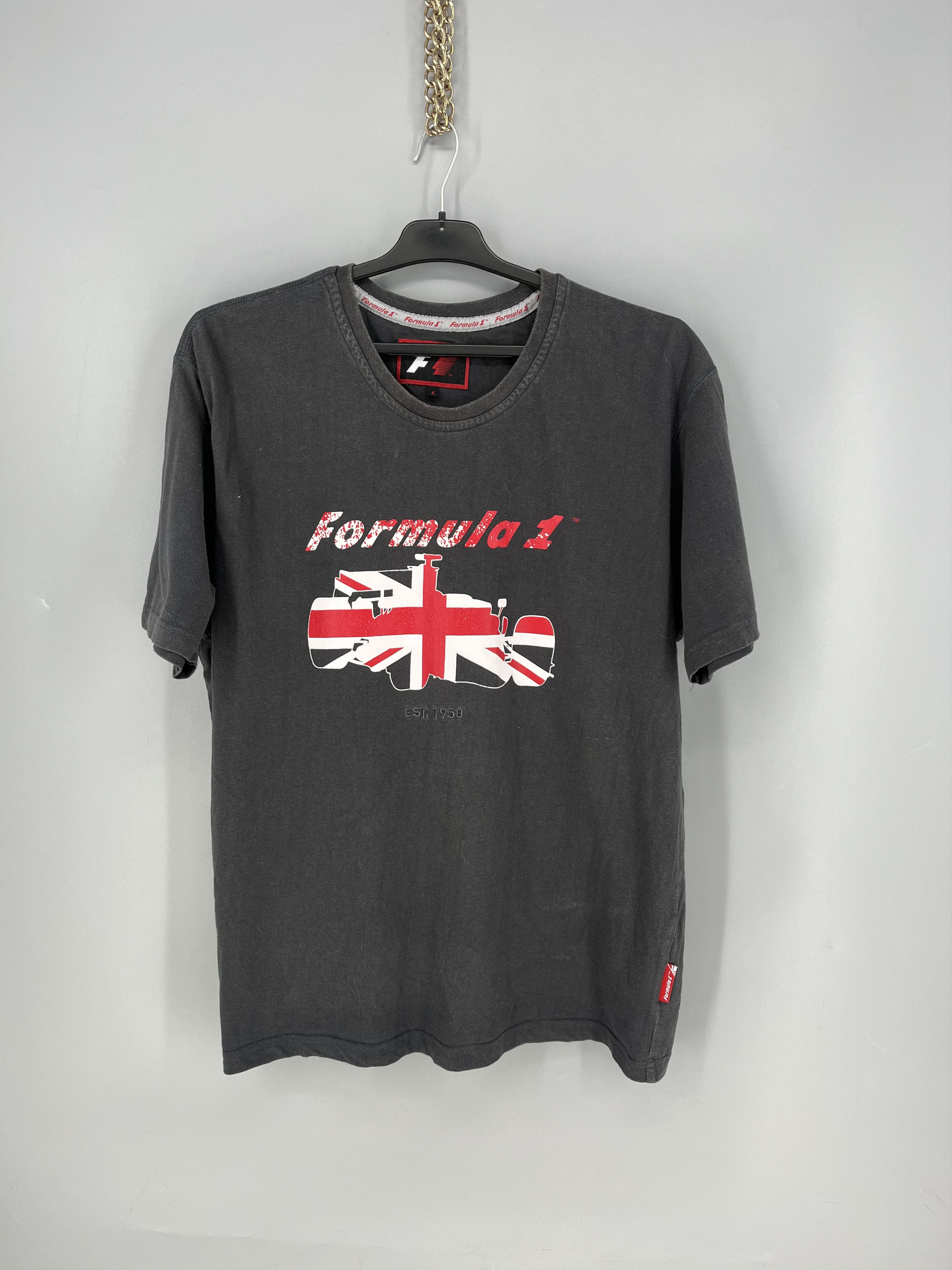 Vintage Formula 1 Mens T-Shirt 2009 Jenson Button Year XL Black BNWT Size US L / EU 52-54 / 3 - 1 Thumbnail