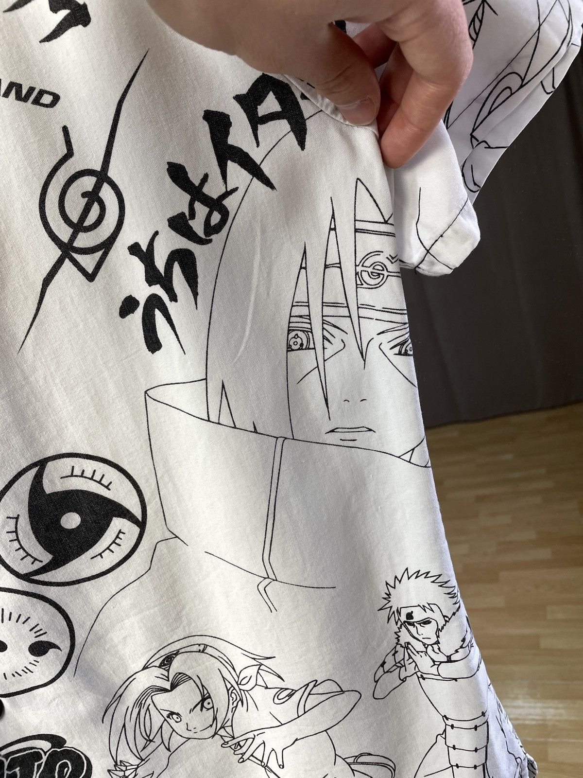 Japanese Brand × Vintage Vintage 2002 Naruto Graphic Tee Y2K T-Shirt Size US S / EU 44-46 / 1 - 8 Thumbnail