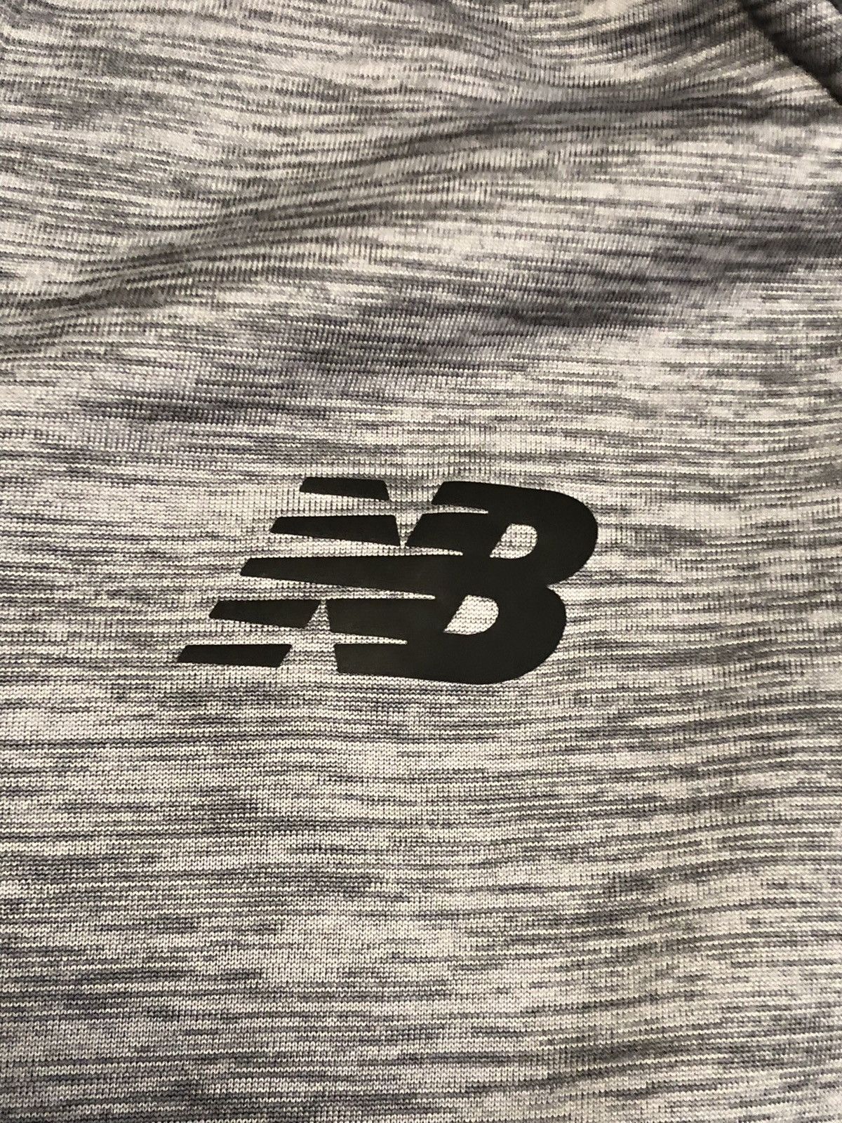 New Balance New Balance Half Zip Workout Lightweight Pullover Size S / US 4 / IT 40 - 2 Thumbnail