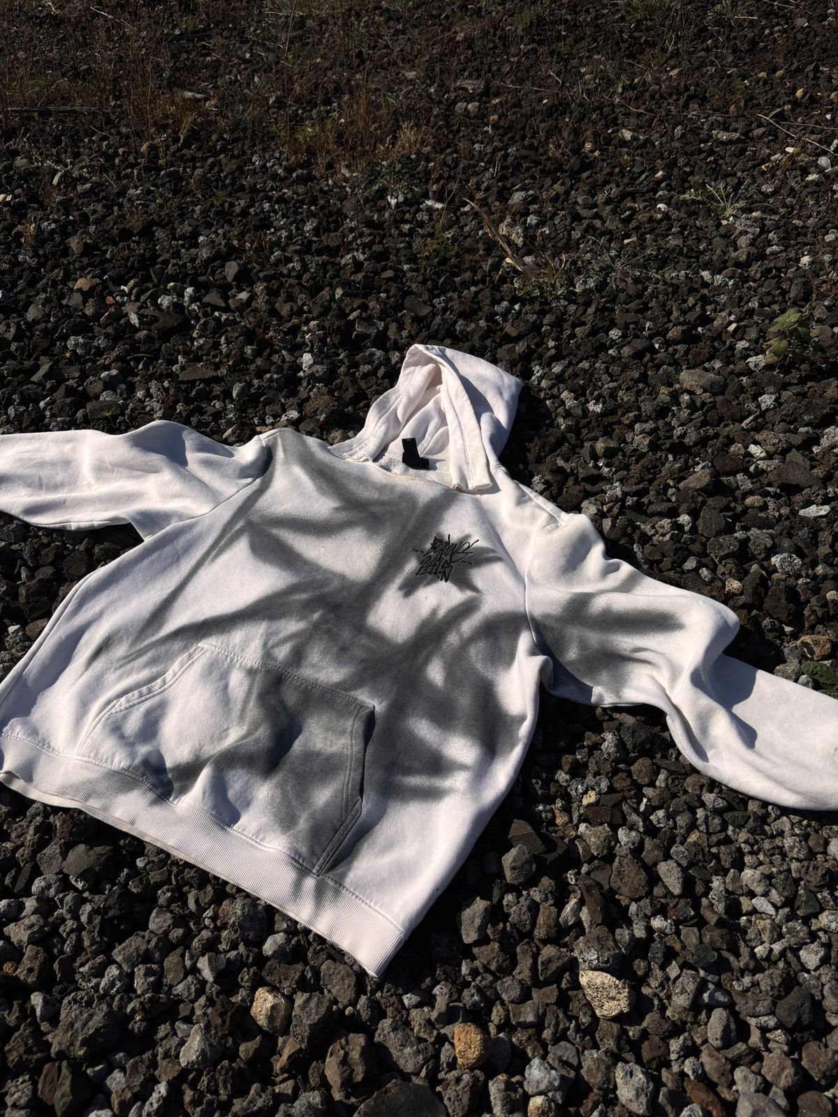 Other Black star spray paint hoodie Size US XXL / EU 58 / 5 - 1 Thumbnail