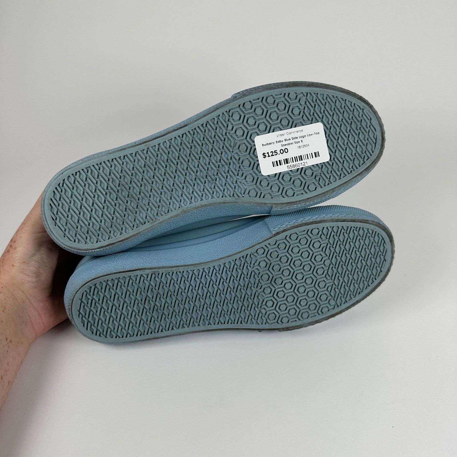 Burberry Burberry Baby Blue Side Logo Low-Top Sneaker Size 8 Size US 8 / EU 41 - 6 Thumbnail