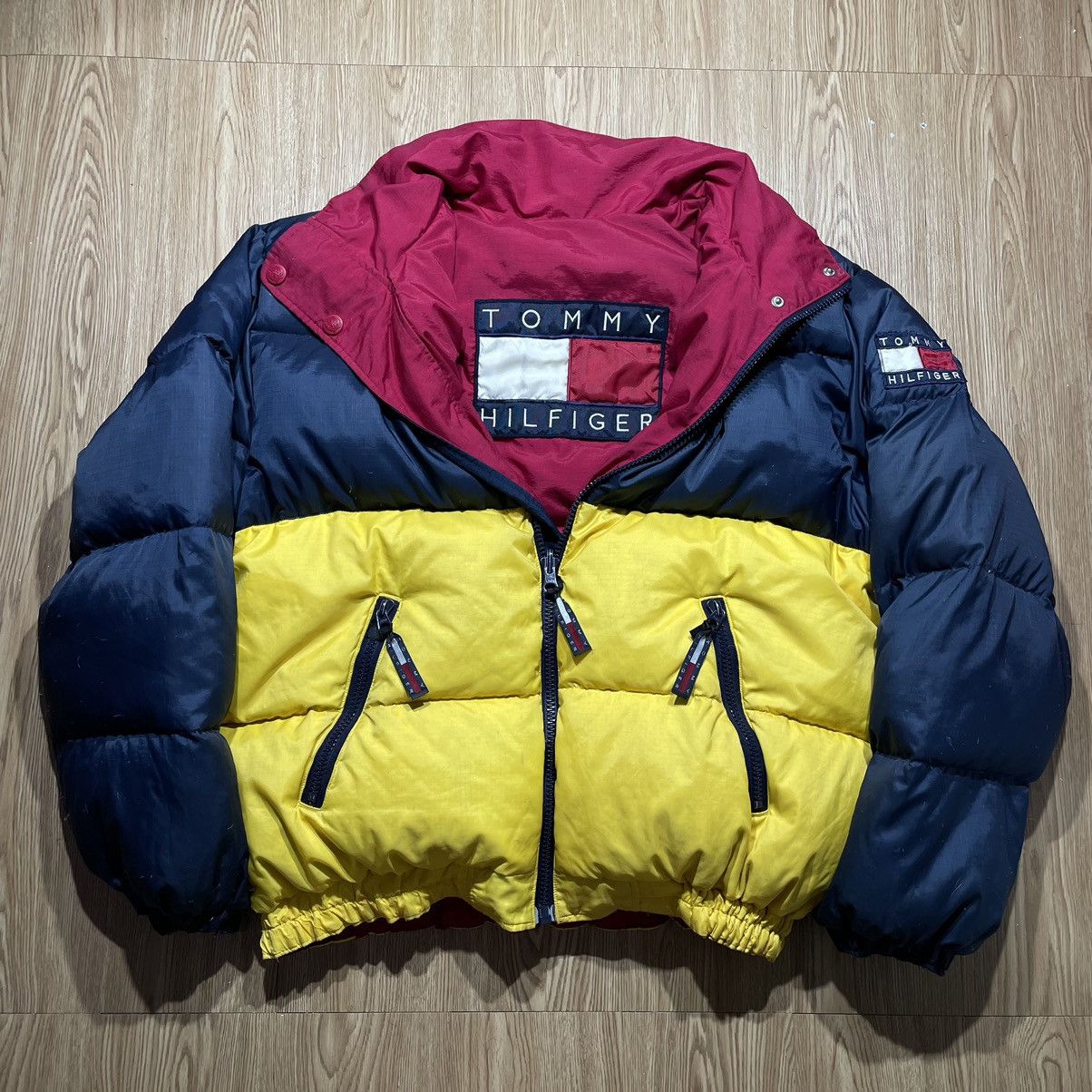 Tommy Hilfiger × Vintage Puffer Tommy Hilfiger Vintage 90’s Big Logo Reversible Size US XL / EU 56 / 4 - 10 Thumbnail