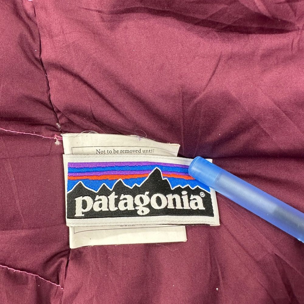 Patagonia Patagonia Girl’s Down Sweater Jacket in Pink Size L Size L / US 10 / IT 46 - 4 Thumbnail