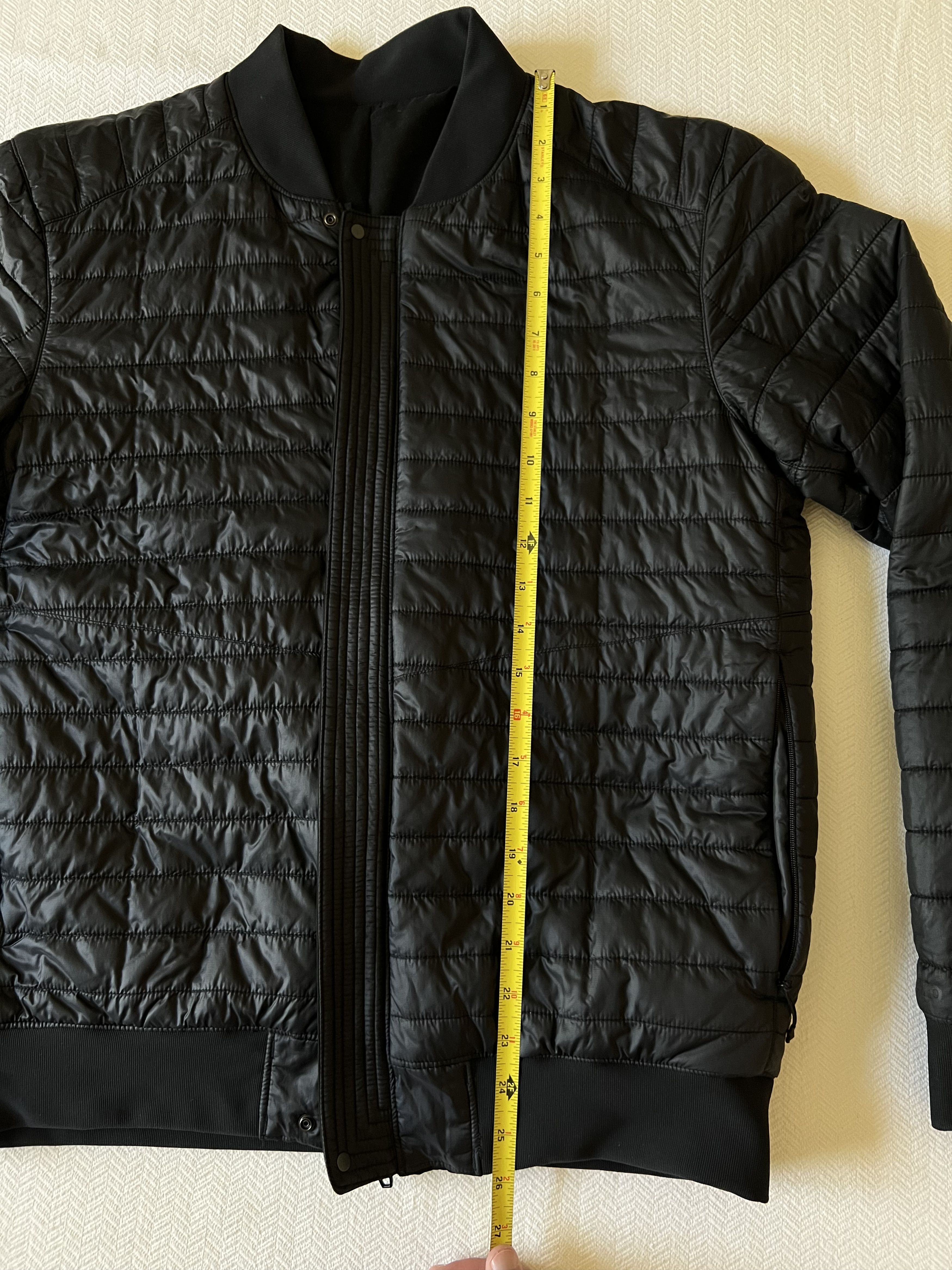 Lululemon Lululemon Switch Over Bomber Reversible - Black/Small Size US S / EU 44-46 / 1 - 6 Thumbnail