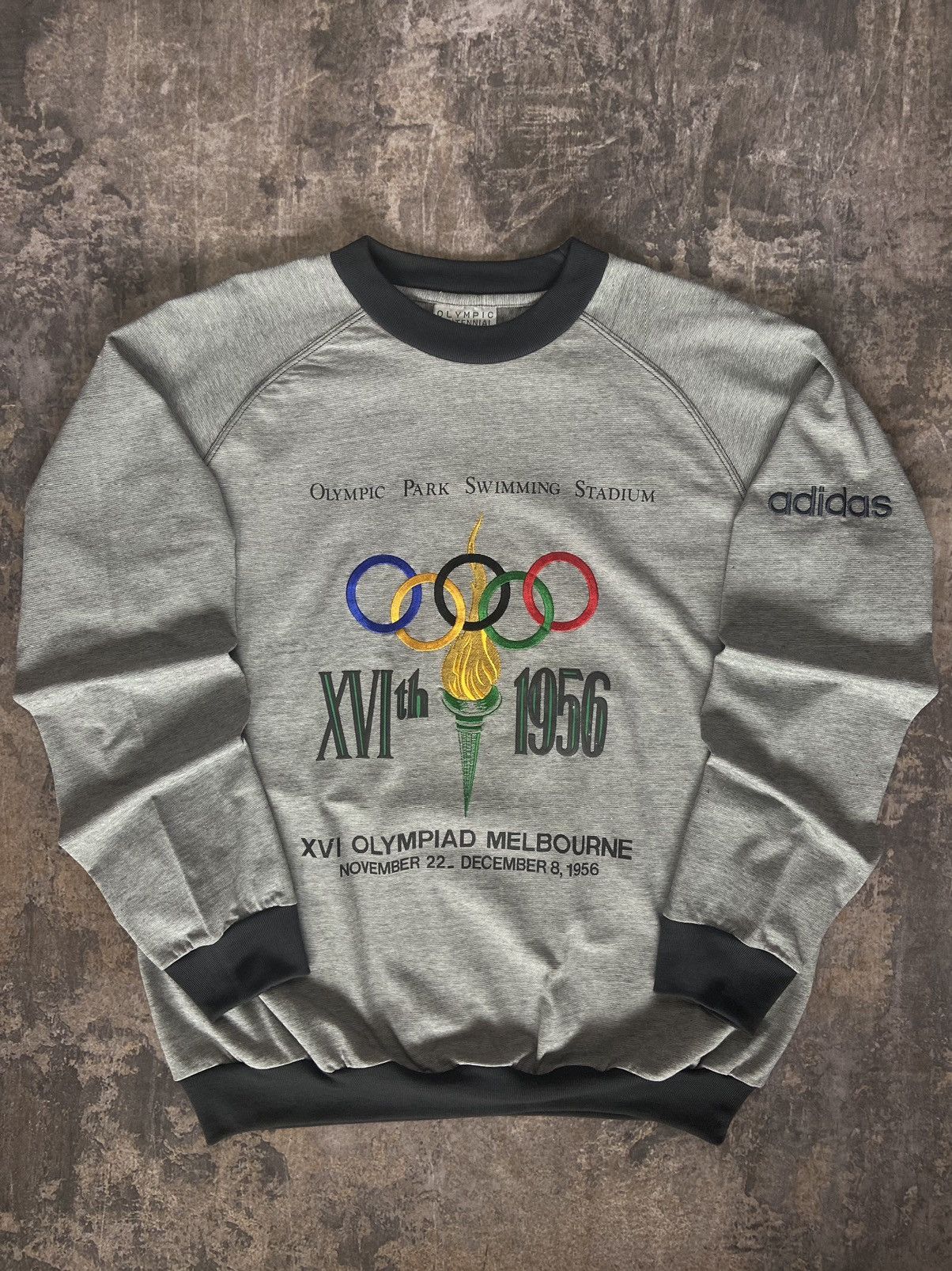 image of Vintage Sweatshirt Adidas Melbourne 1956 in Grey, Men's (Size Large)