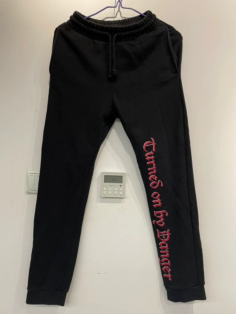 Vetements Vetements SizeS Sweatpants Size US 31 - 1 Thumbnail