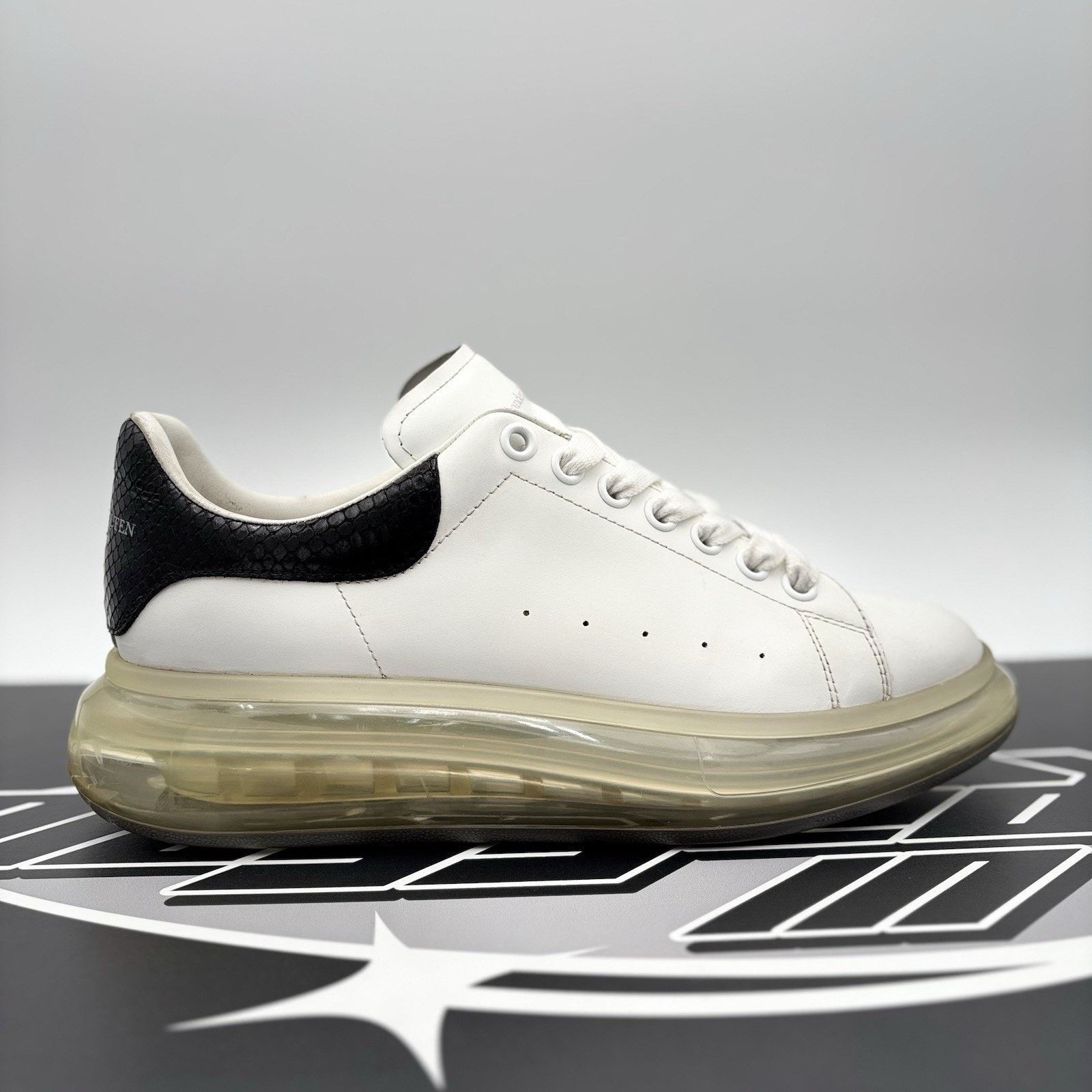 Alexander McQueen Alexander McQueen ' Transparent Sole, Snakeskin ' GREAT COND Size US 9 / EU 42 - 2 Thumbnail