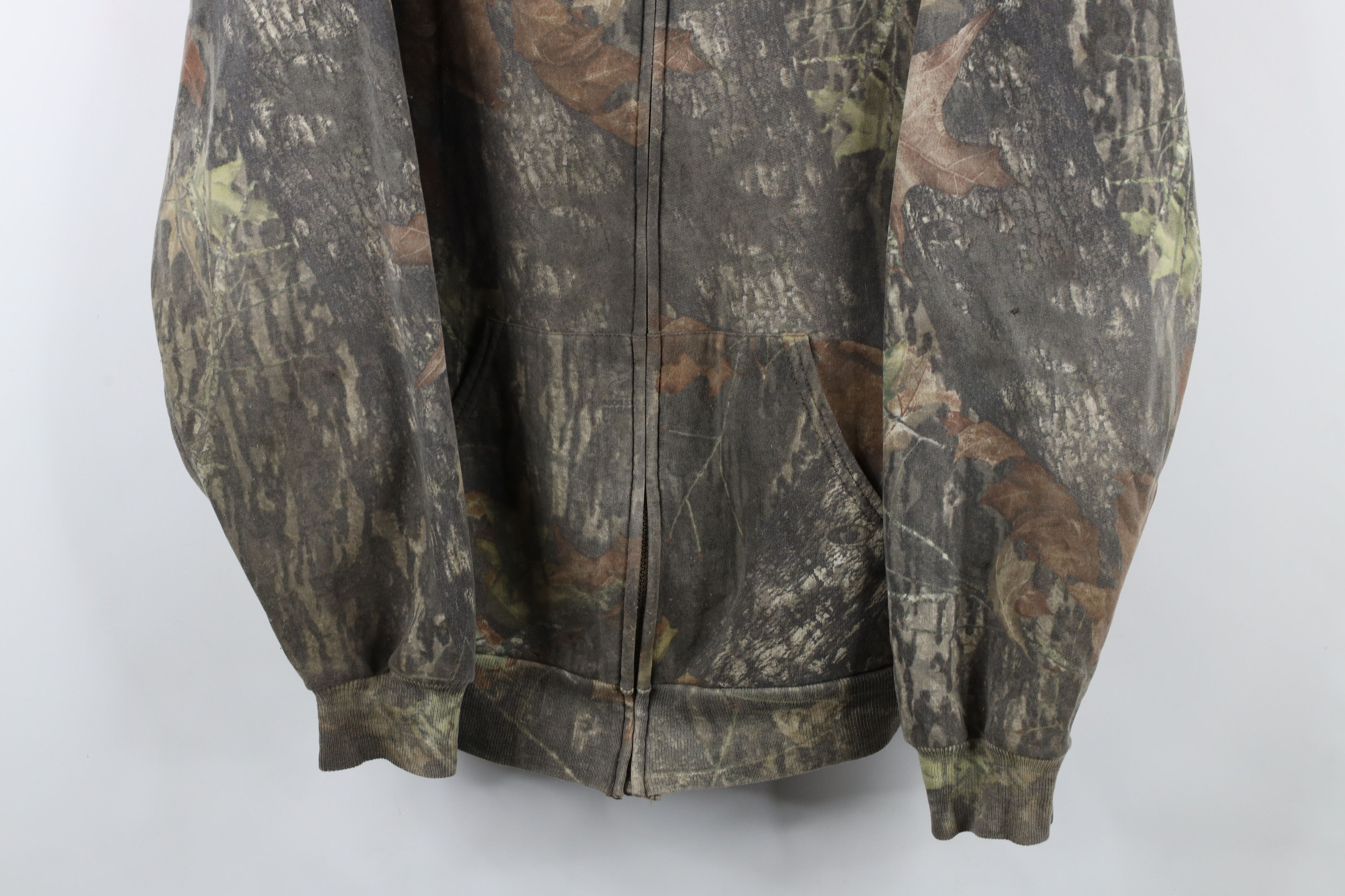 Vintage Vintage 90s Jerzees Mossy Oak Camouflage Full Zip Sweatshirt Size US XL / EU 56 / 4 - 3 Thumbnail