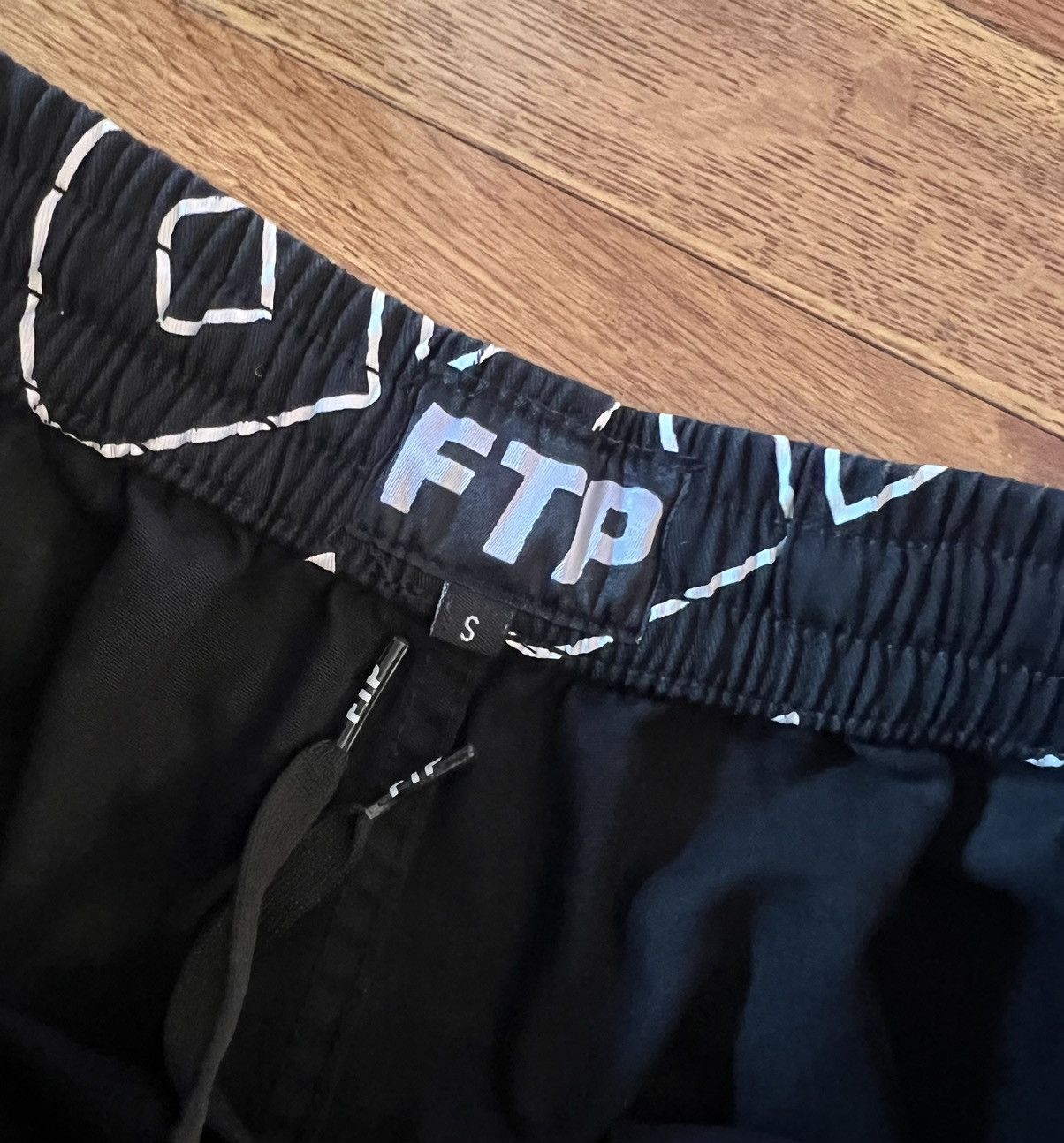 Fuck The Population FTP All Over Outline Logo Shorts sz S Size US 30 / EU 46 - 2 Thumbnail