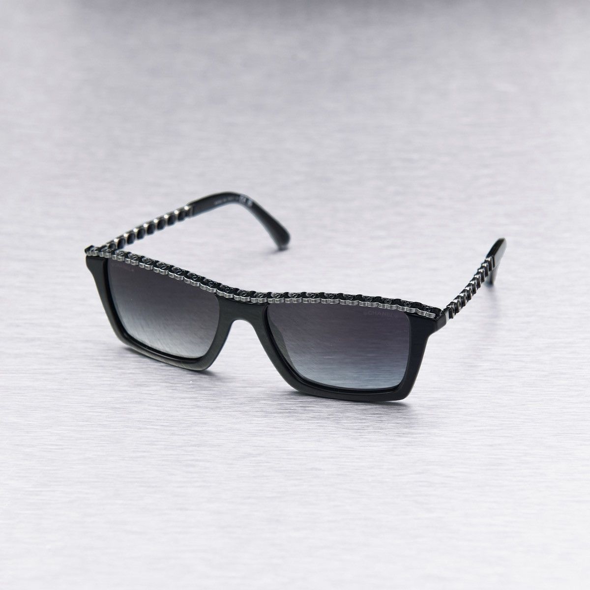 Chanel CHANEL 0CH5548Q 1608S6 SUNGLASSES Size ONE SIZE - 1 Thumbnail