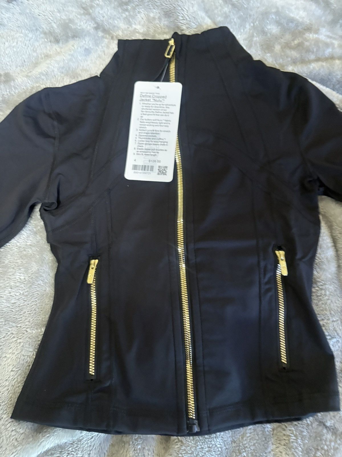 Lululemon lululemon define jacket cropped black gold zipper Size S / US 4 / IT 40 - 1 Thumbnail