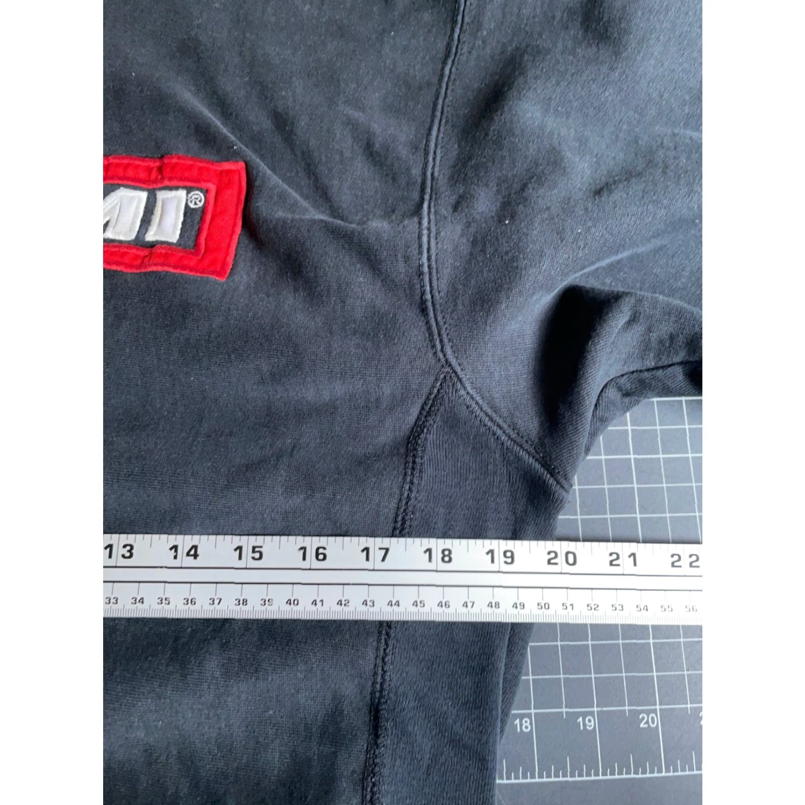 Vintage VINTAGE Chrysler HEMI Sweatshirt Men Small Medium Black Crewneck Embroidered Logo Graphic Print Heavyweight Size US S / EU 44-46 / 1 - 5 Thumbnail