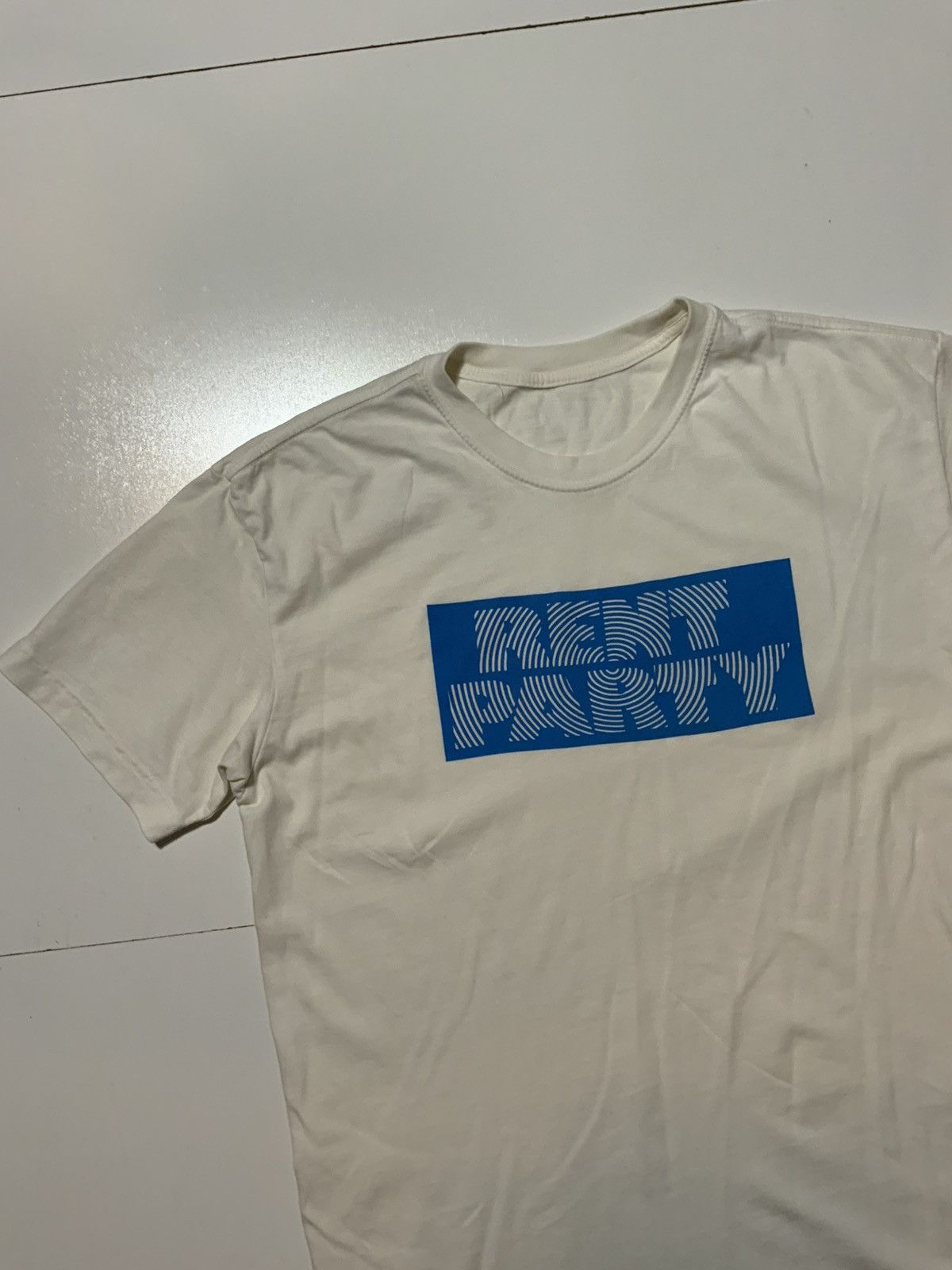 BIANCA CHANDON Bianca Chandon Rent Party Graphic Box Logo White S/S T-Shirt Size US L / EU 52-54 / 3 - 4 Thumbnail