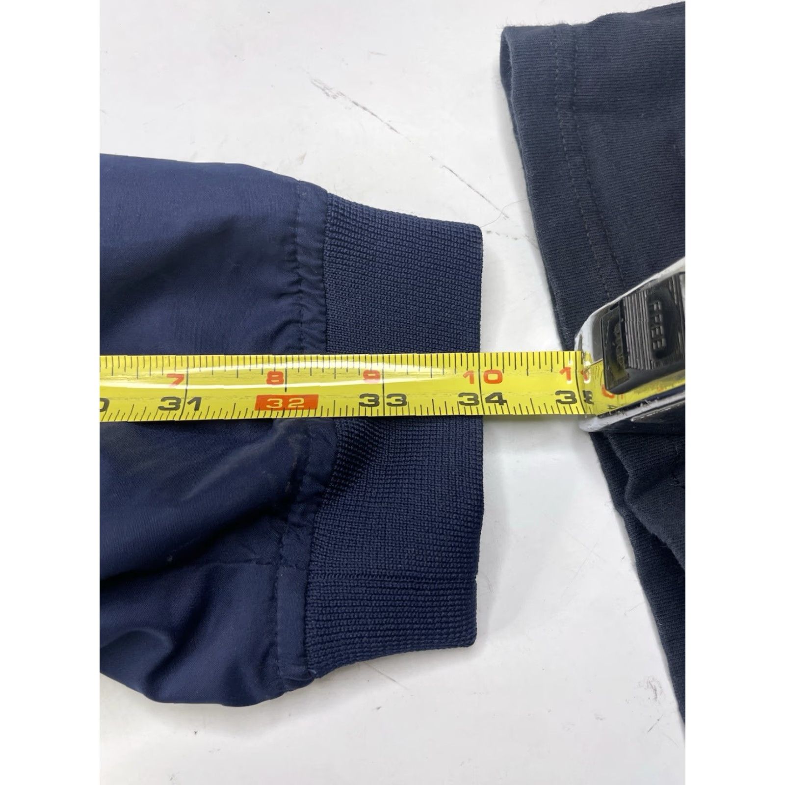 Nike VINTAGE Nike Center Swoosh Windbreaker Pullover Jacket XL Blue Men Regular Size Embroidered Logo 90s Sports Lightweight All Seasons Size US XL / EU 56 / 4 - 6 Thumbnail