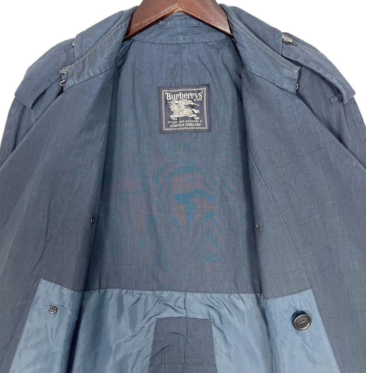 Burberry × Burberry Prorsum × Vintage Vintage 90’s Burberrys Nylon Trench Coat Size US M / EU 48-50 / 2 - 11 Thumbnail