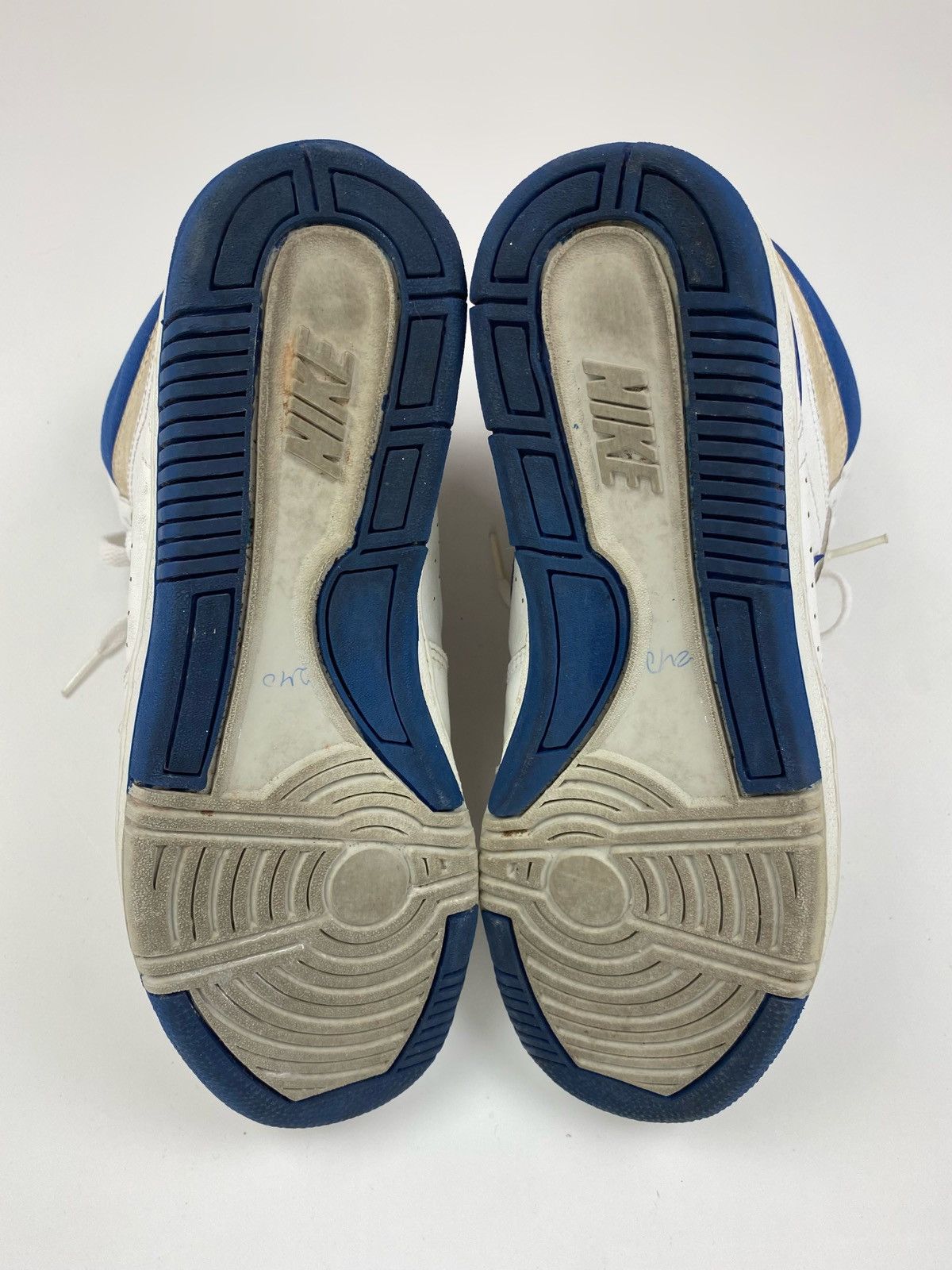 Nike 1988 Vintage Original Nike Court Force High Basketball Shoes Size US 10.5 / EU 43-44 - 16 Thumbnail