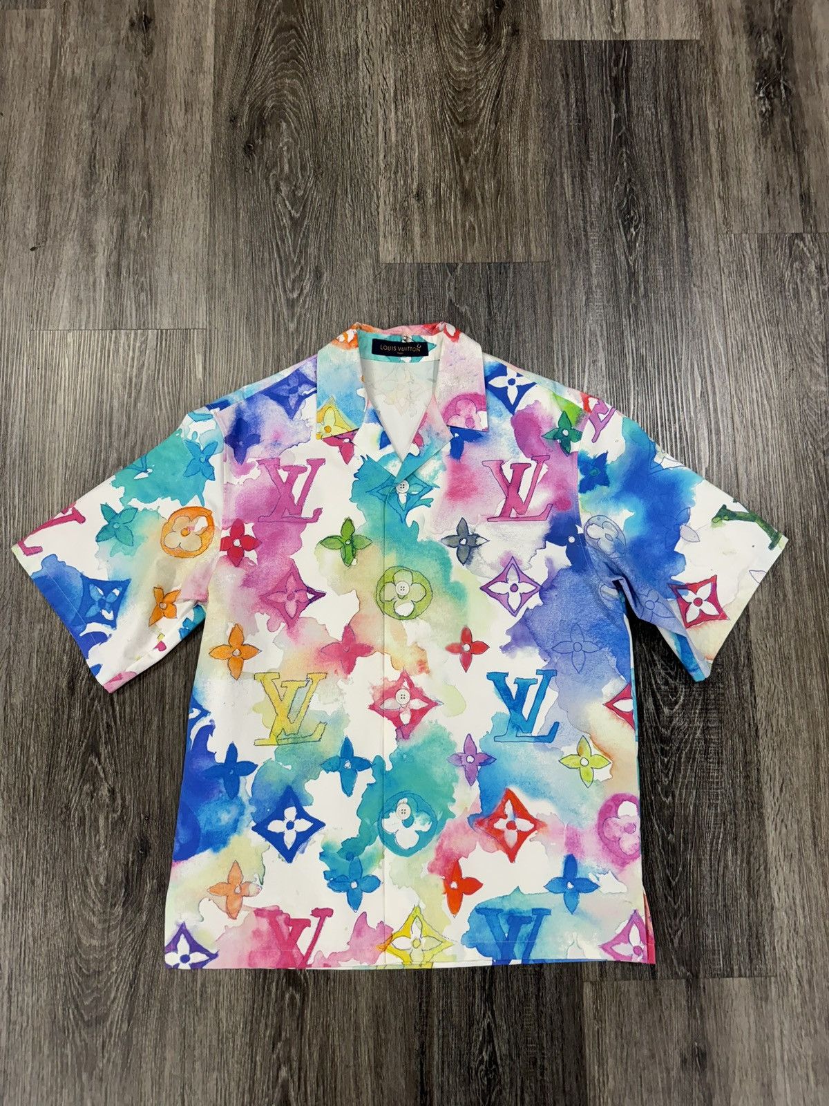 Louis Vuitton Louis Vuitton Watercolor Button Up Shirt Size US S / EU 44-46 / 1 - 1 Thumbnail