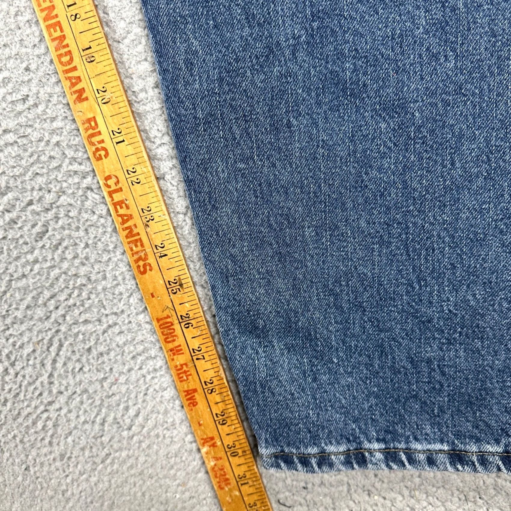 Wrangler Wrangler Jeans Mens Relaxed Fit 44X30 Blue Straight Denim 5 Pocket Pants NEW Size US 44 / EU 60 - 6 Thumbnail