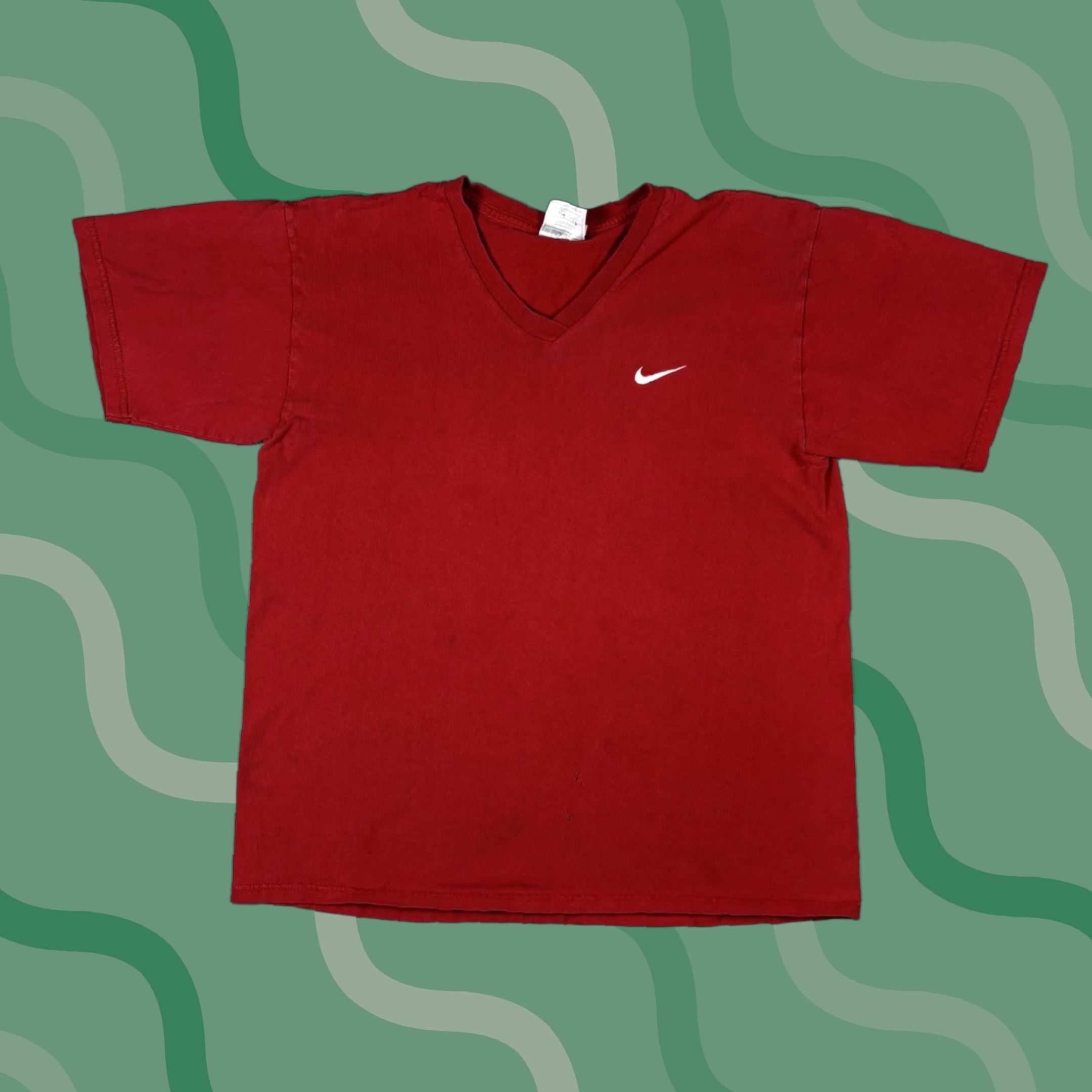 Nike VINTAGE Nike V-Neck T Shirt Red Womens M T-Shirt 90s Embroidered Cotton Short Sleeve Basic Regular Size M / US 6-8 / IT 42-44 - 1 Thumbnail