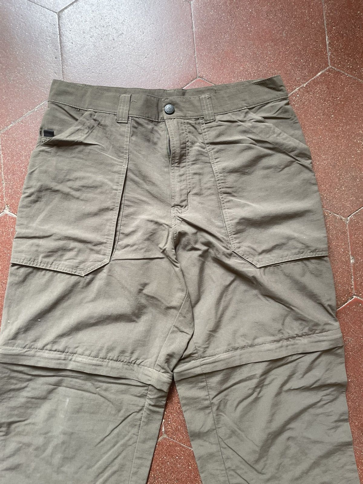 Patagonia Patagonia Green Pants & Shorts size 34 Size US 34 / EU 50 - 6 Thumbnail