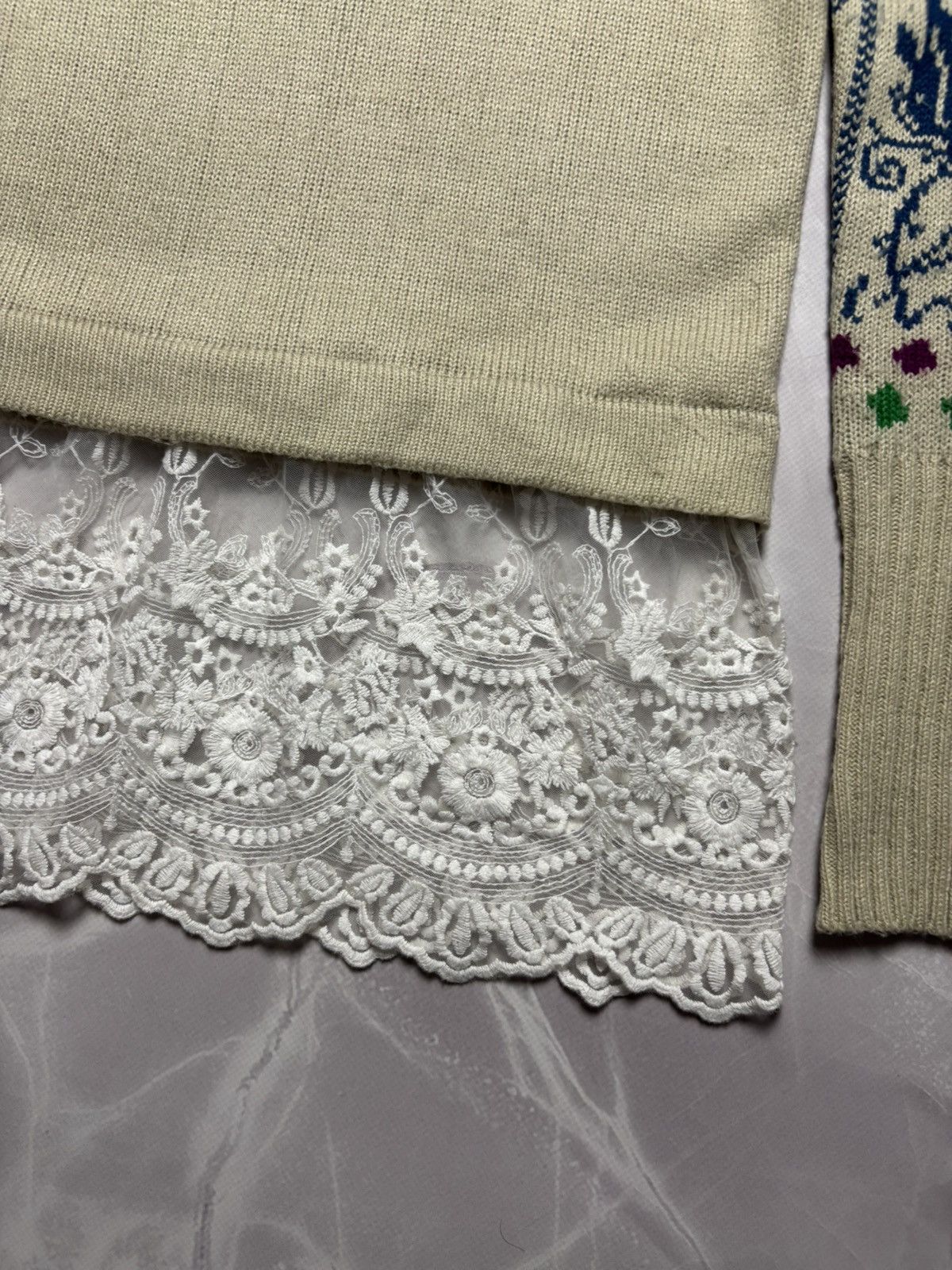 Japanese Brand Snidel Henley Sweater Lace Hem Folk Babydoll Women's S Size S / US 4 / IT 40 - 6 Thumbnail