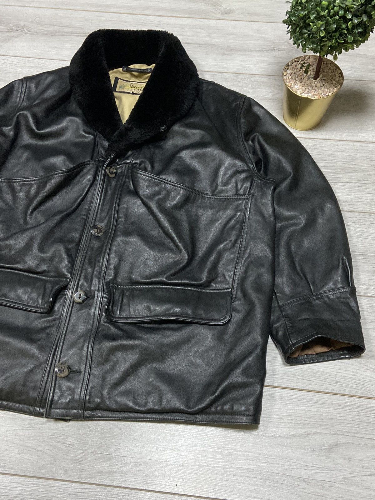 Chevignon Chevignon vintage fur leather worn jacket fly Size US XL / EU 56 / 4 - 12 Thumbnail