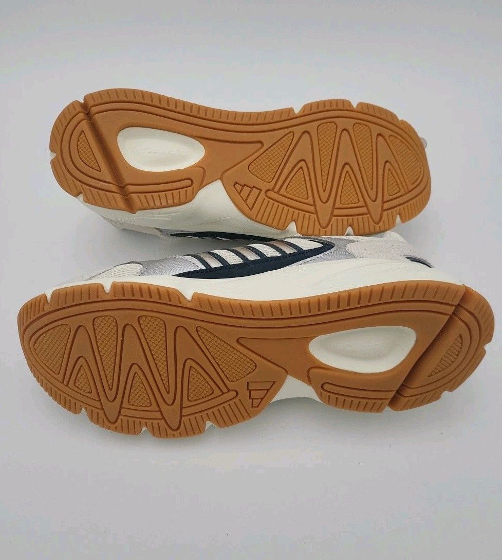 Adidas New Mens Adidas Crazy Chaos 2000 Running Sneaker Size 8 IG4 Size US 8 / EU 41 - 8 Thumbnail