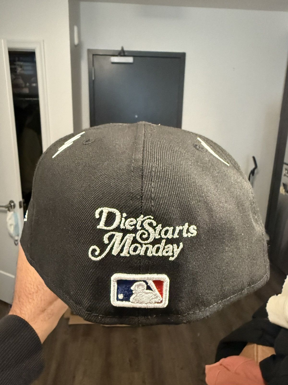New Era LA Dodgers x Diet Starts Monday 7 3/8 Size ONE SIZE - 3 Thumbnail