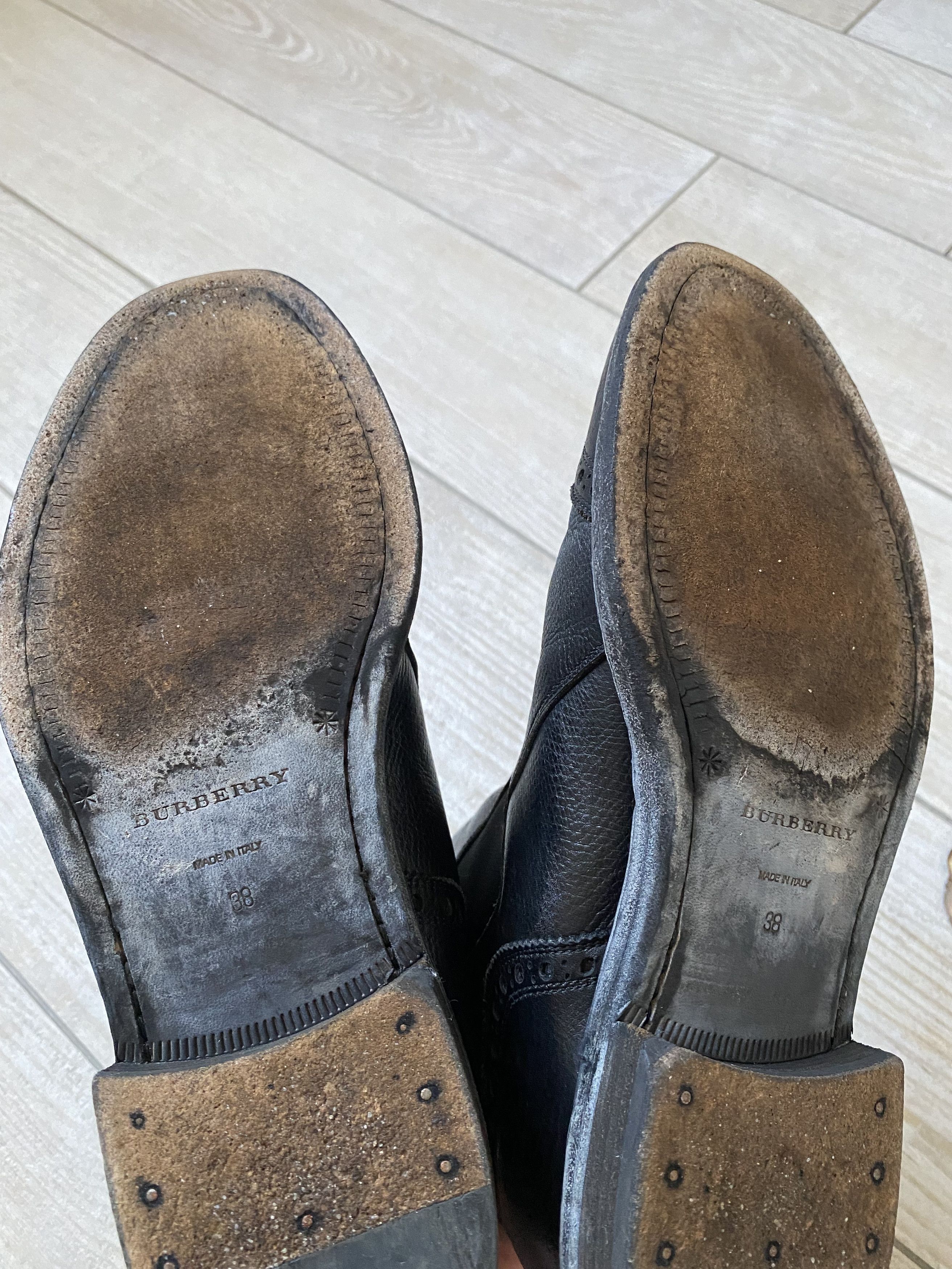 Burberry Burberry Black Chelsea Boots – Size 38 Size US 8 / IT 38 - 2 Thumbnail