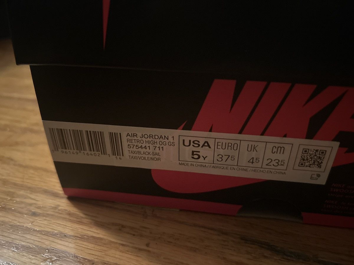 Jordan Brand Yellow Toe Retro One (GS) Size US 5 / EU 37 - 2 Thumbnail