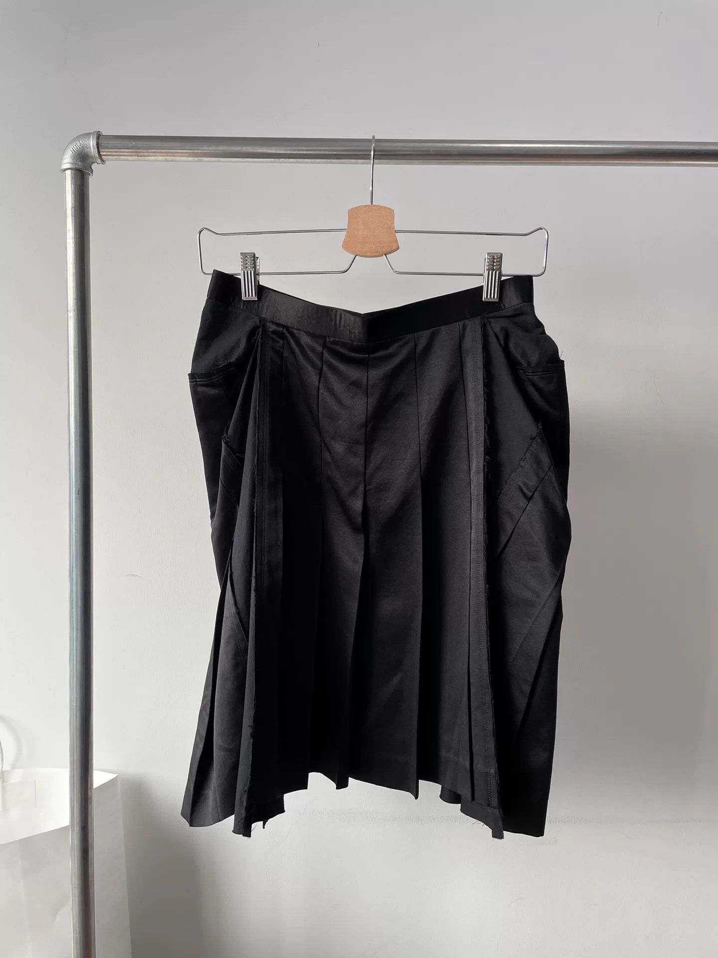 Comme des Garcons Comme des Garçons Pleated Deconstructed Skirt Size 36" / US 14 / IT 50 - 1 Thumbnail