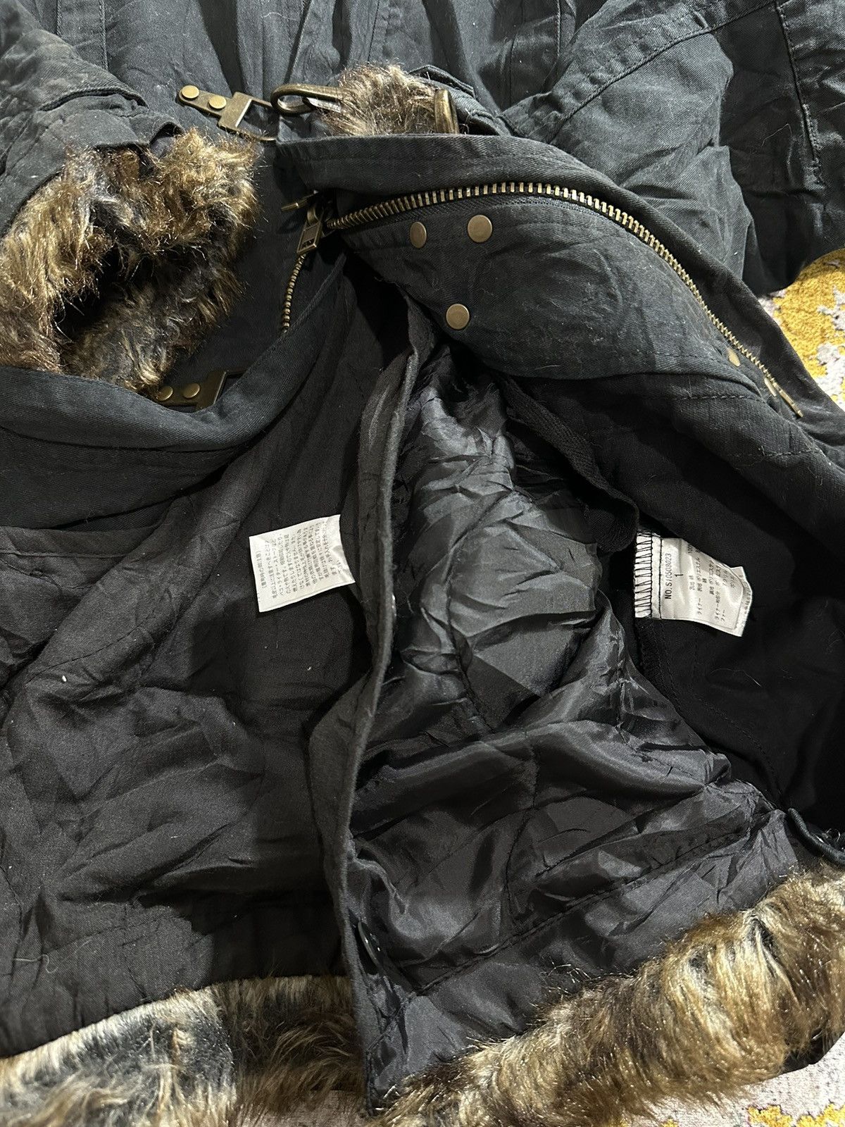 If Six Was Nine 2000s PUNK PADLOCK FAUX FUR APOCALYPSE JACKET LGB STYLE Size US M / EU 48-50 / 2 - 8 Thumbnail