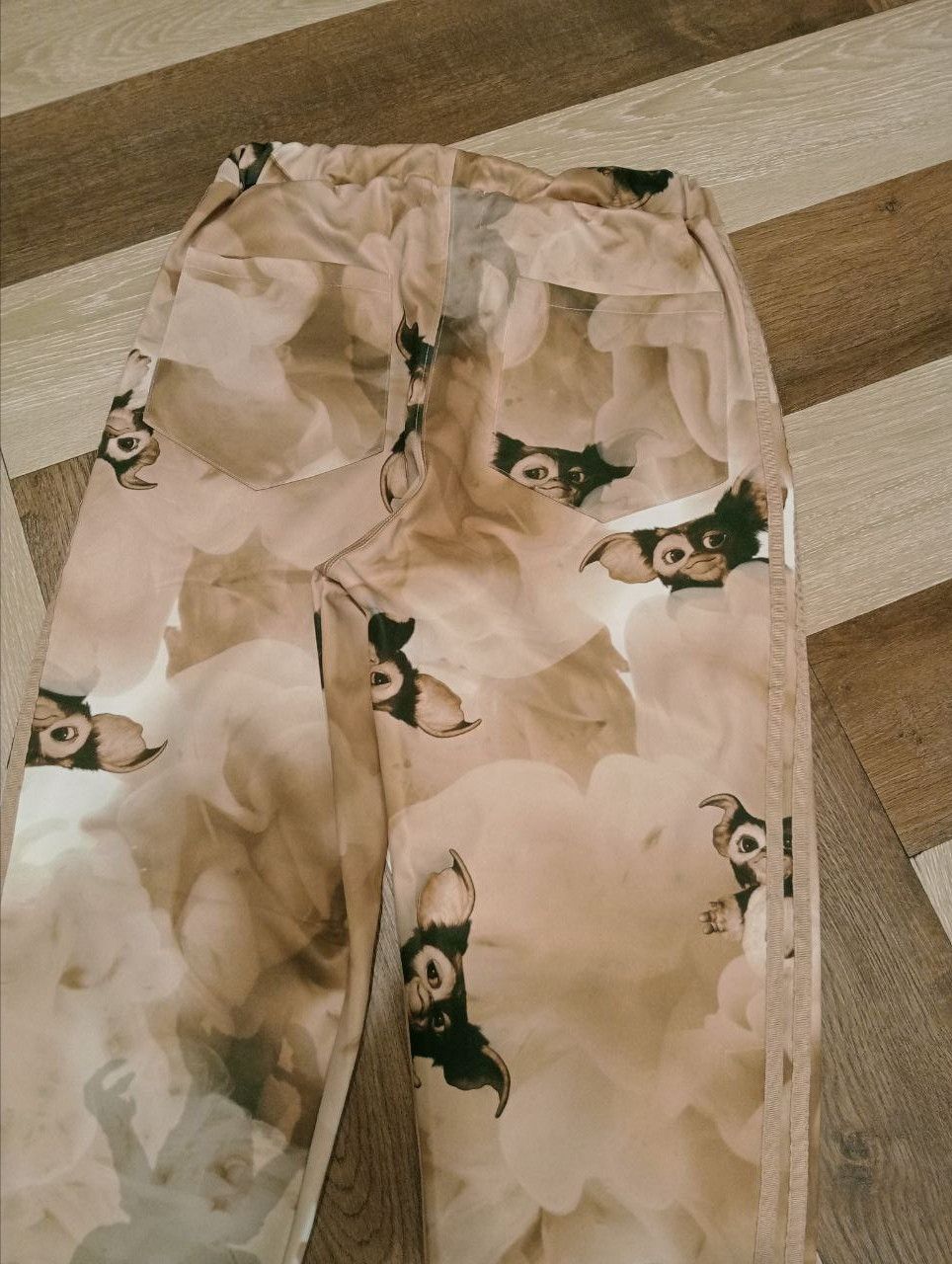 Japanese Brand MILKBOY JAPAN X GREMLINS WARNER BROS SWEATPANTS Size US 31 - 8 Thumbnail