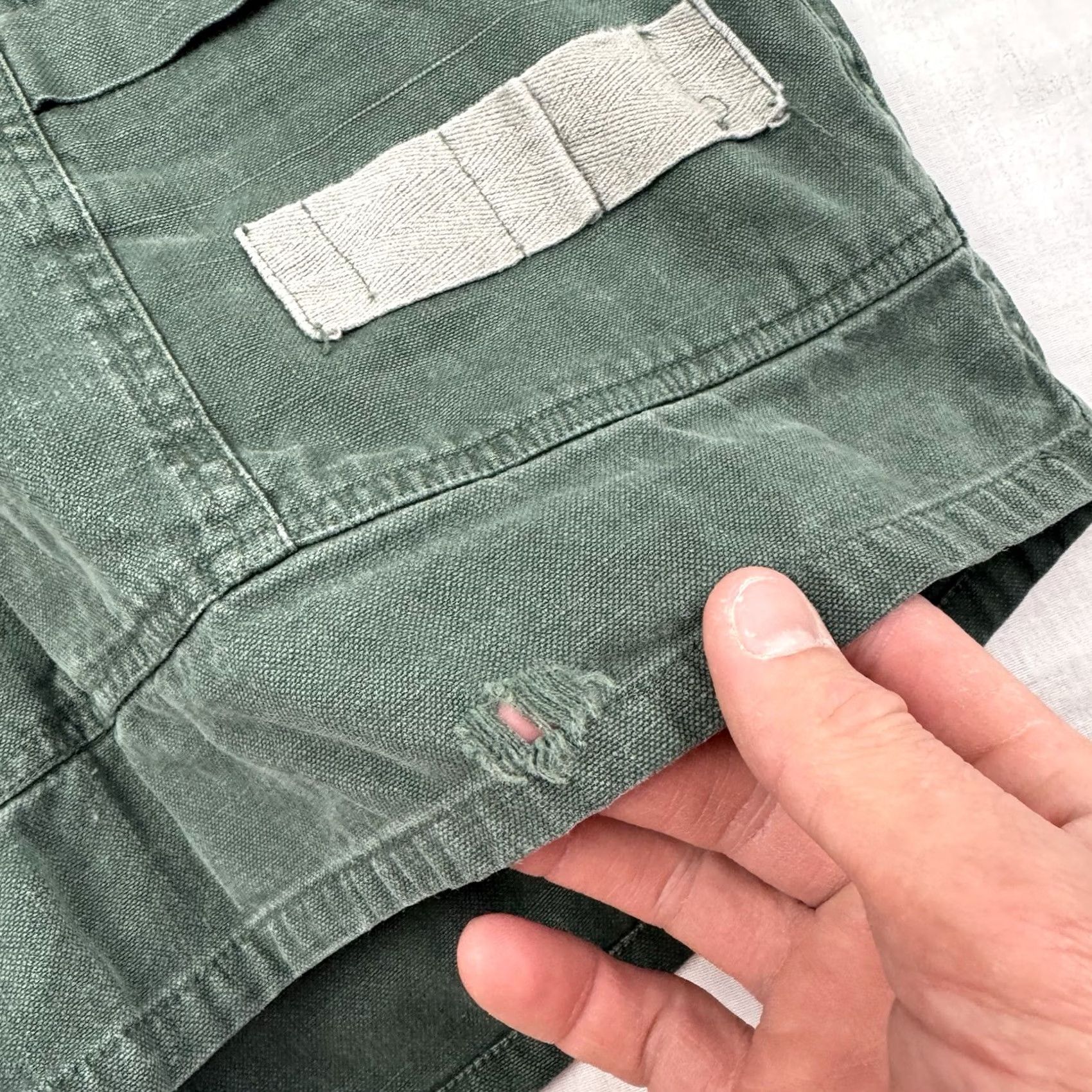 Bugle Boy VINTAGE Bugle Boy Safari Shorts Adult 38 Travel Hipster Pockets Y2K 90s Outdoor Cargo Green Ramie Cotton Mens 38 7in Inseam Size US 38 / EU 54 - 4 Thumbnail