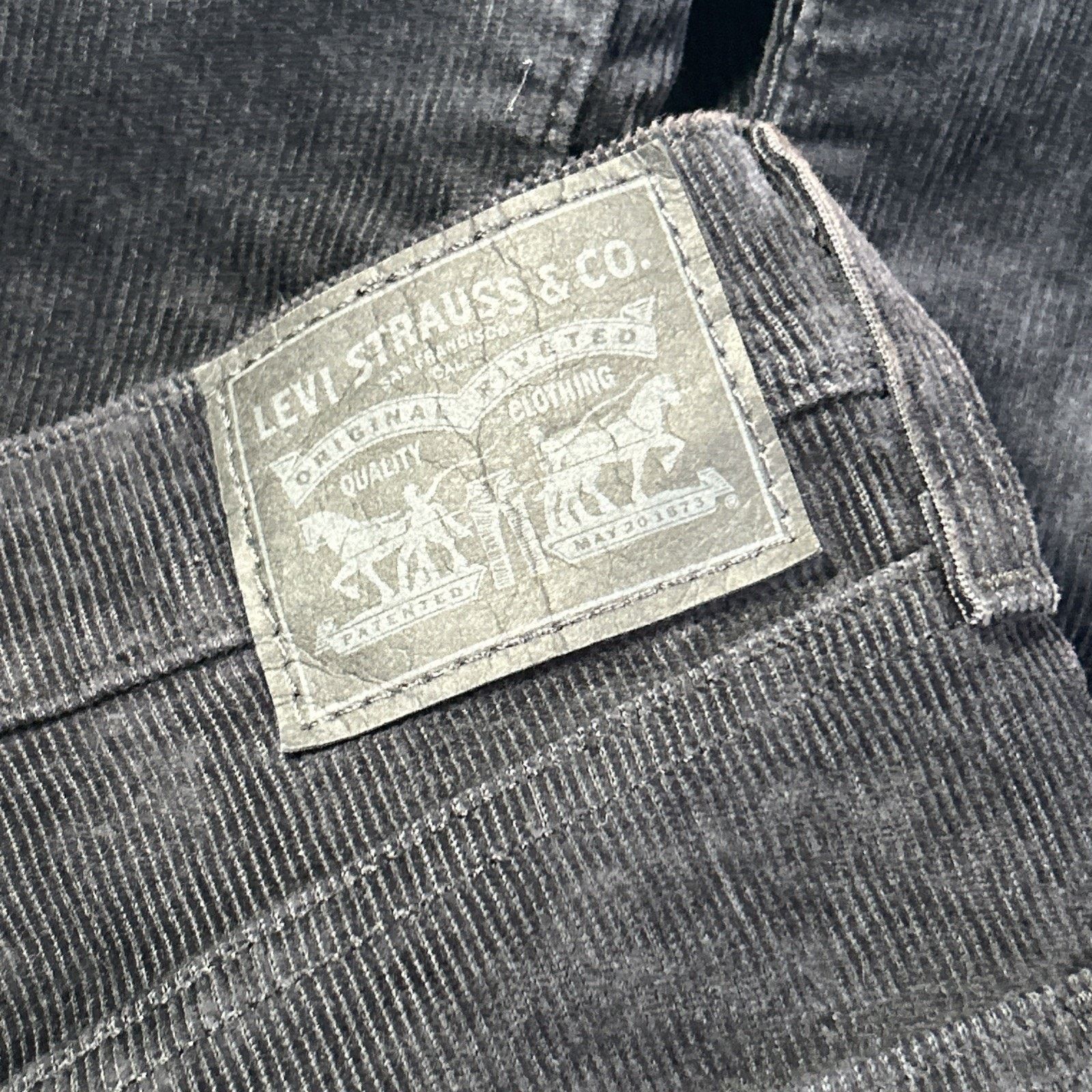 Levi's Levis Corduroy Beyond Baggy Pants Ws 30x31 Relaxed Ribcage Size 30" / US 8 / IT 44 - 5 Thumbnail