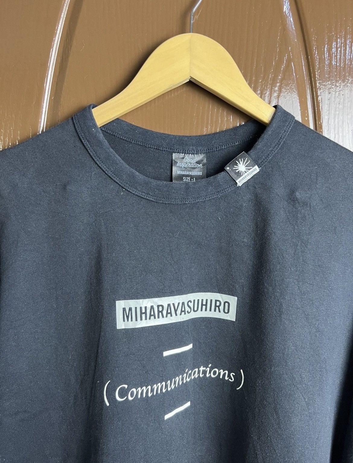 GU × Maison MIHARA YASUHIRO 🔥Miharayasuhiro x Gu Good Inspiration Tees Size US L / EU 52-54 / 3 - 4 Thumbnail